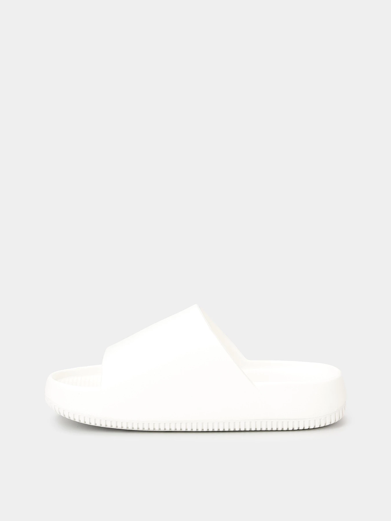 Шлёпанцы NIKE CALM модель DX4816-100 Шлёпанцы NIKE CALM модель DX4816-100 Фото