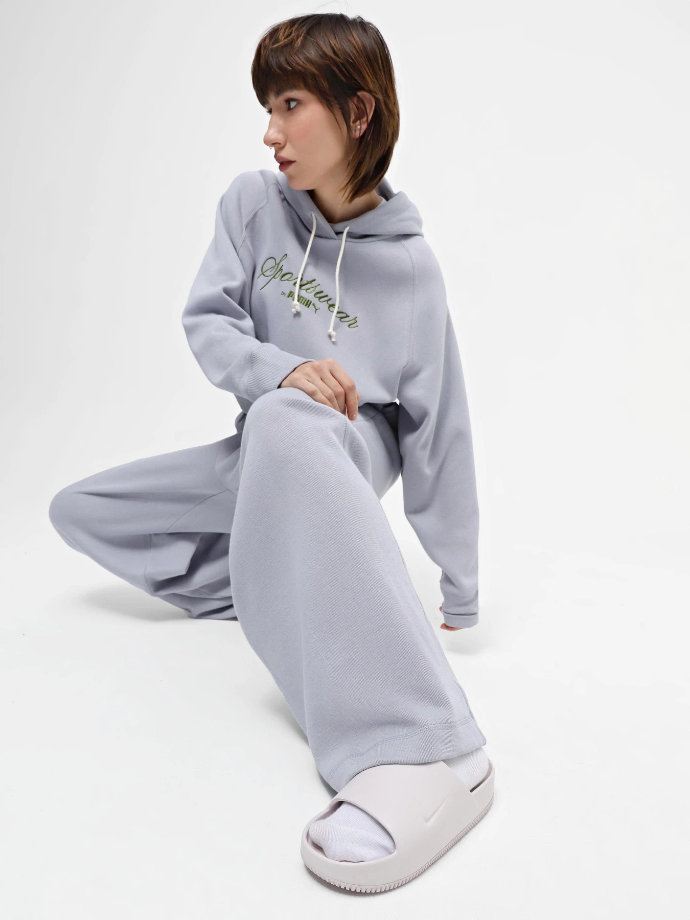 Шлёпанцы NIKE CALM модель DX4816-600 Шлёпанцы NIKE CALM модель DX4816-600 Фото
