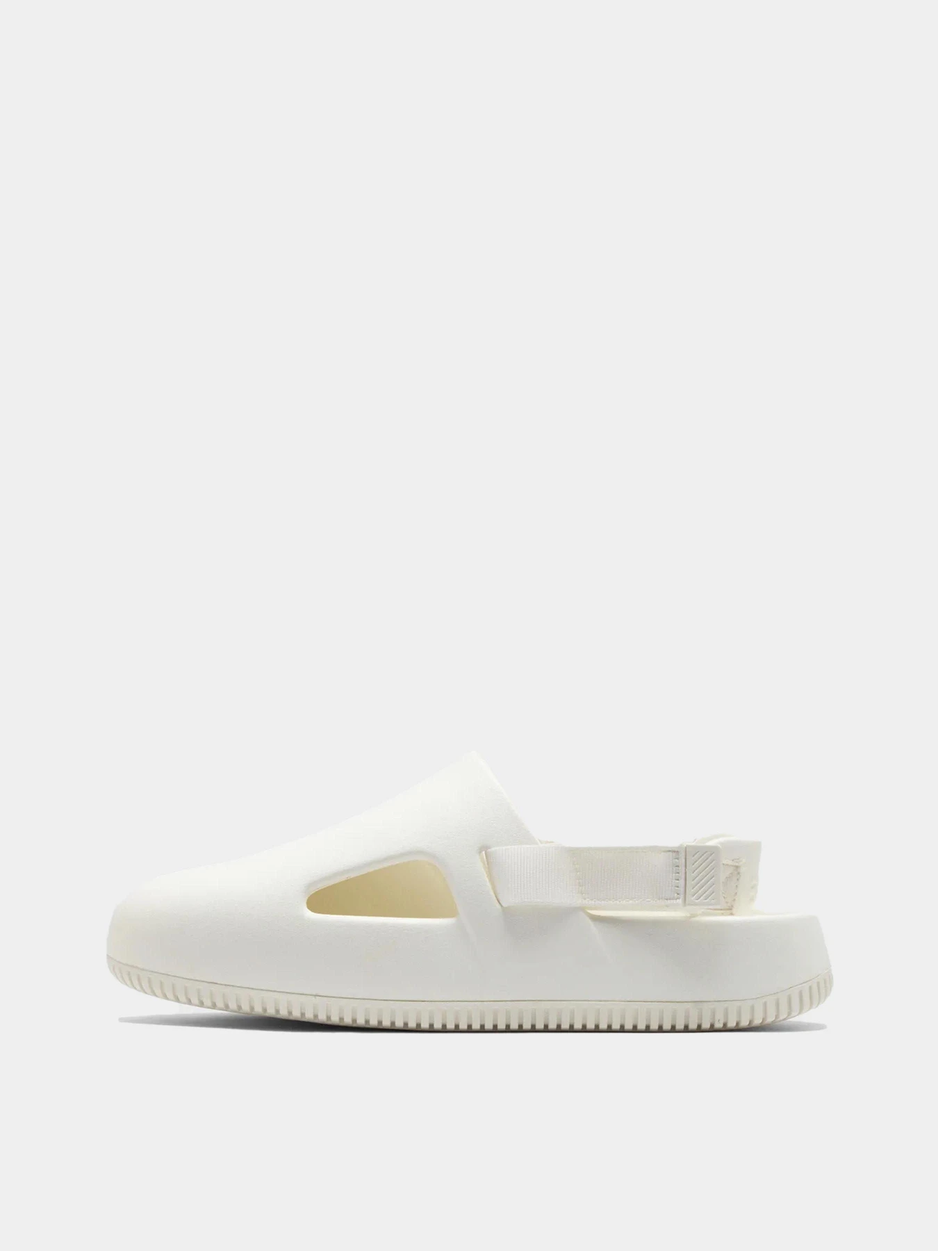 Шлёпанцы NIKE CALM модель FB2185-100 Шлёпанцы NIKE CALM модель FB2185-100 Фото