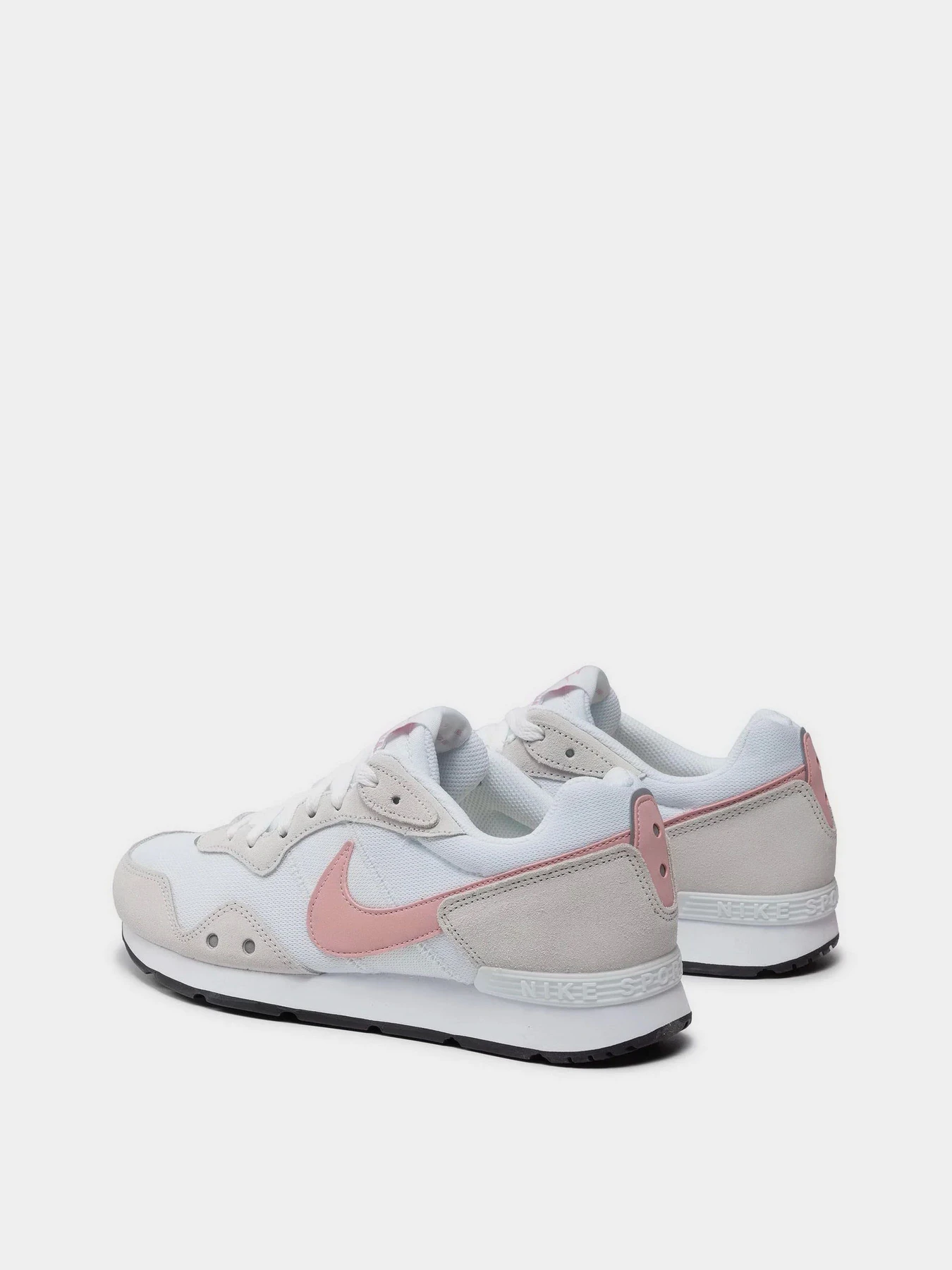 Кросівки NIKE VENTURE RUNNER модель CK2948-104 Фото