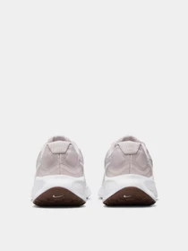 Кросівки NIKE REVOLUTION 7 модель FB2208-007 Фото