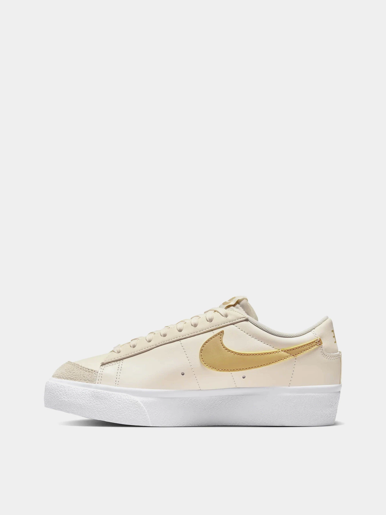 Кеды NIKE BLAZER LOW PLATFORM модель DJ0292-113 Фото