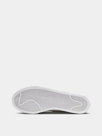 Кеды NIKE BLAZER LOW PLATFORM модель DJ0292-113 Фото