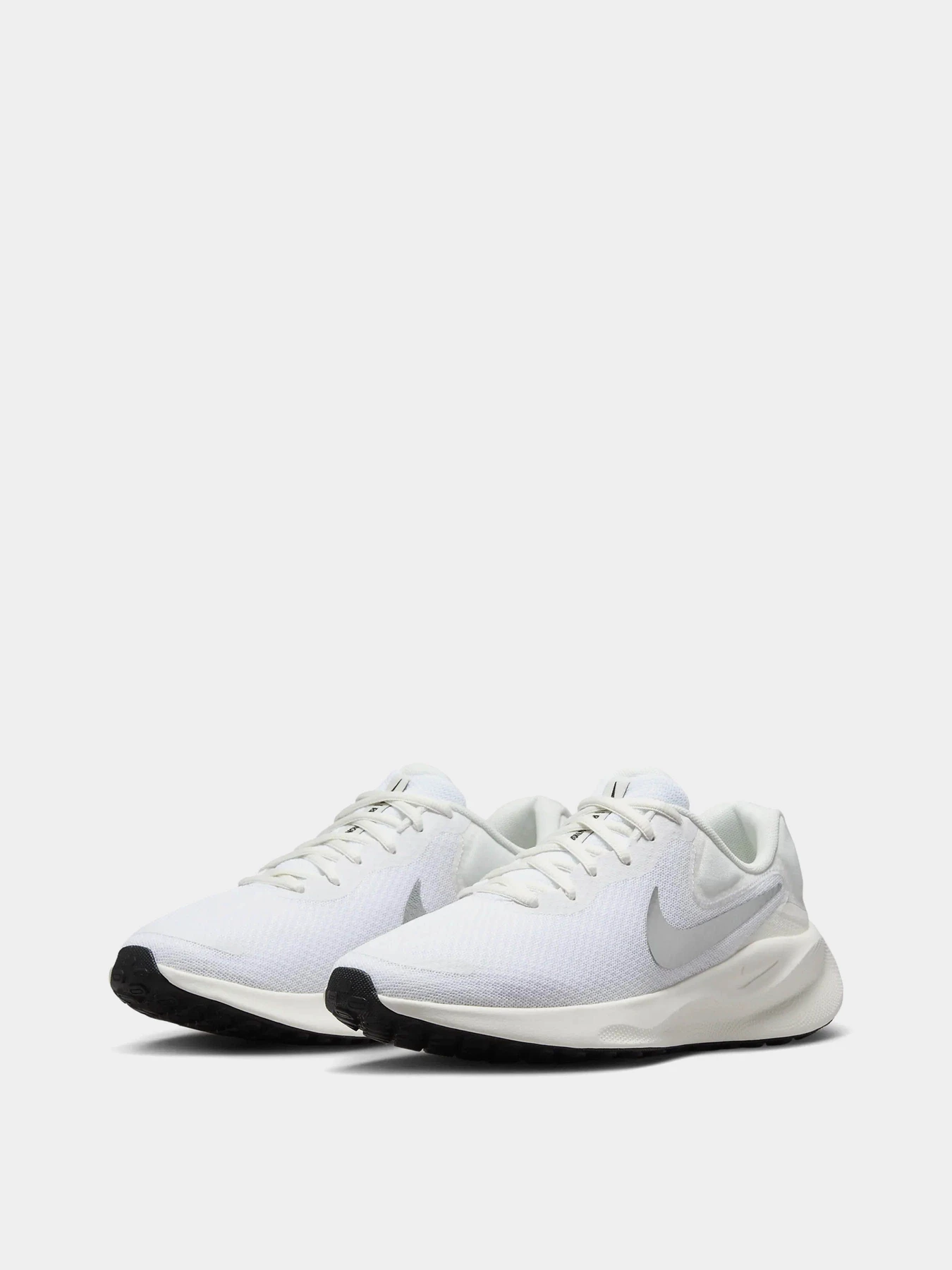 Кросівки NIKE REVOLUTION 7 модель FB2208-101 Фото