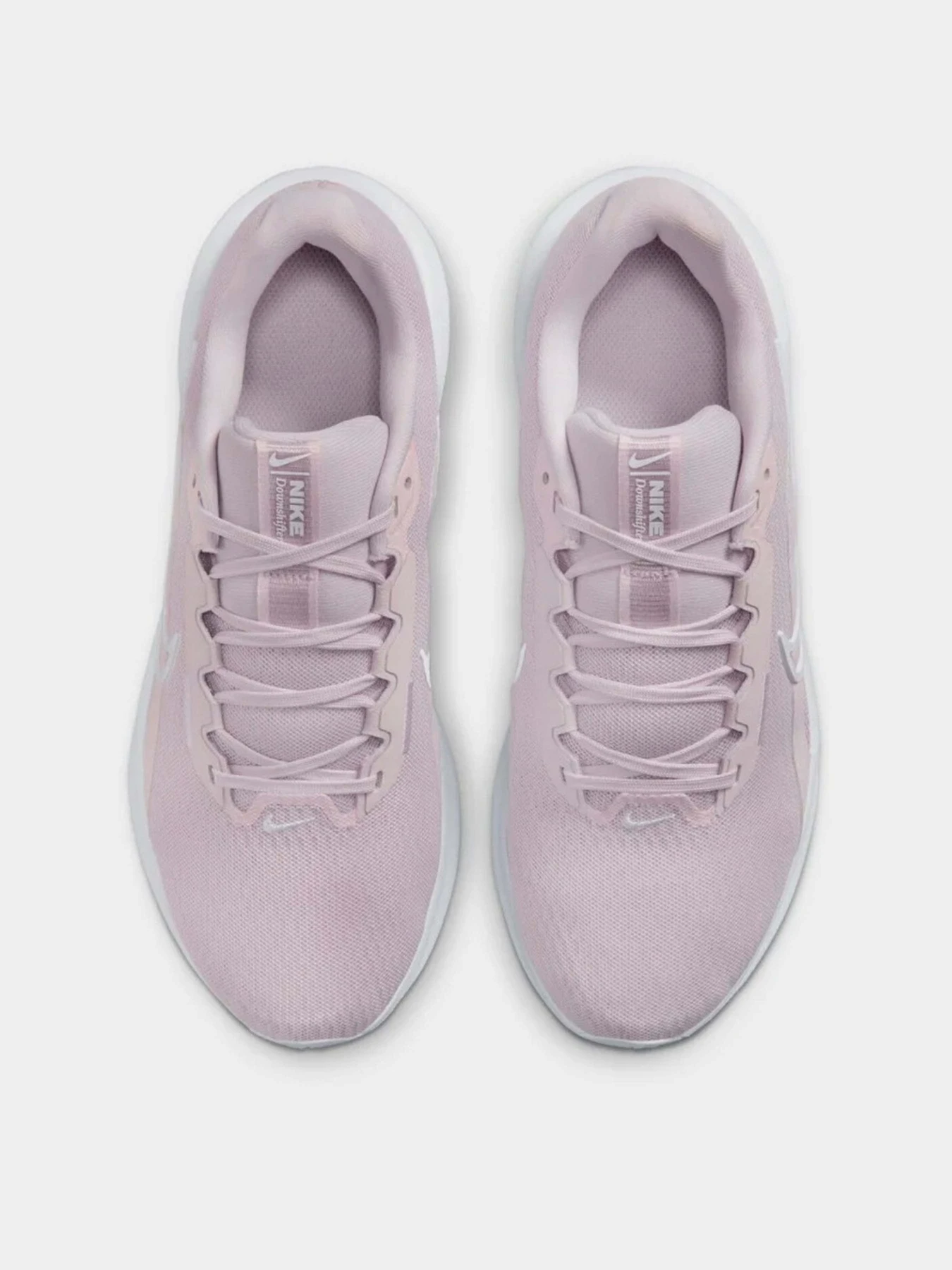 Кроссовки NIKE DOWNSHIFTER 13 модель FD6476-007 Кроссовки NIKE DOWNSHIFTER 13 модель FD6476-007 Фото