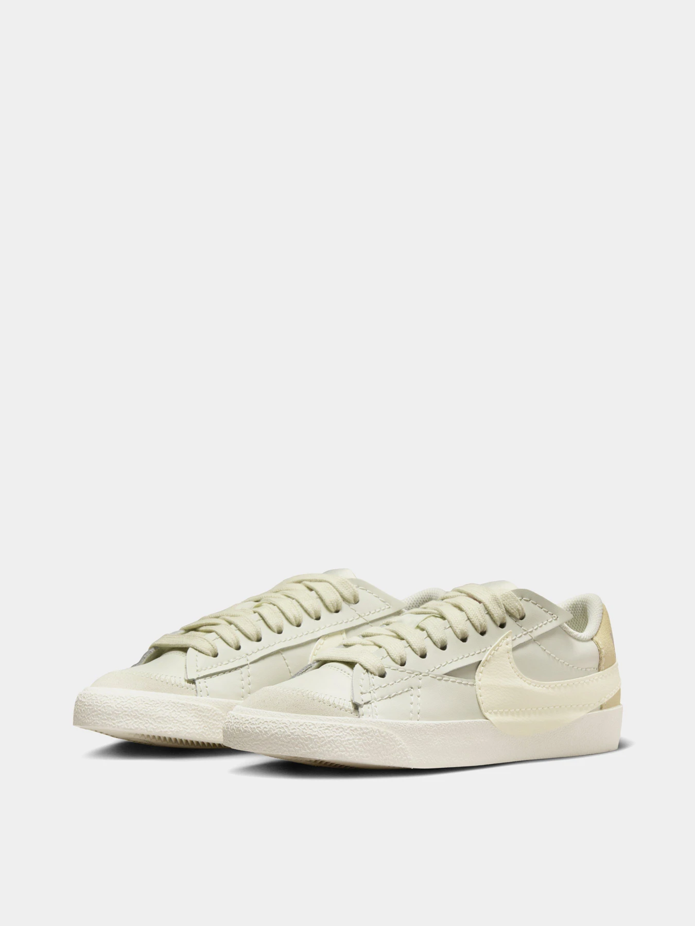 Кеды NIKE BLAZER LOW '77 JUMBO модель DQ1470-004 Кеды NIKE BLAZER LOW '77 JUMBO модель DQ1470-004 Фото