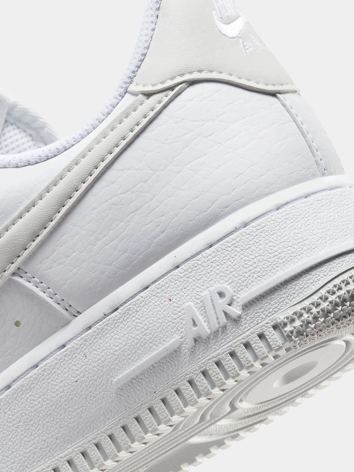 Кеды NIKE AIR FORCE 1 '07 NEXT NATURE модель DV3808-104 Фото
