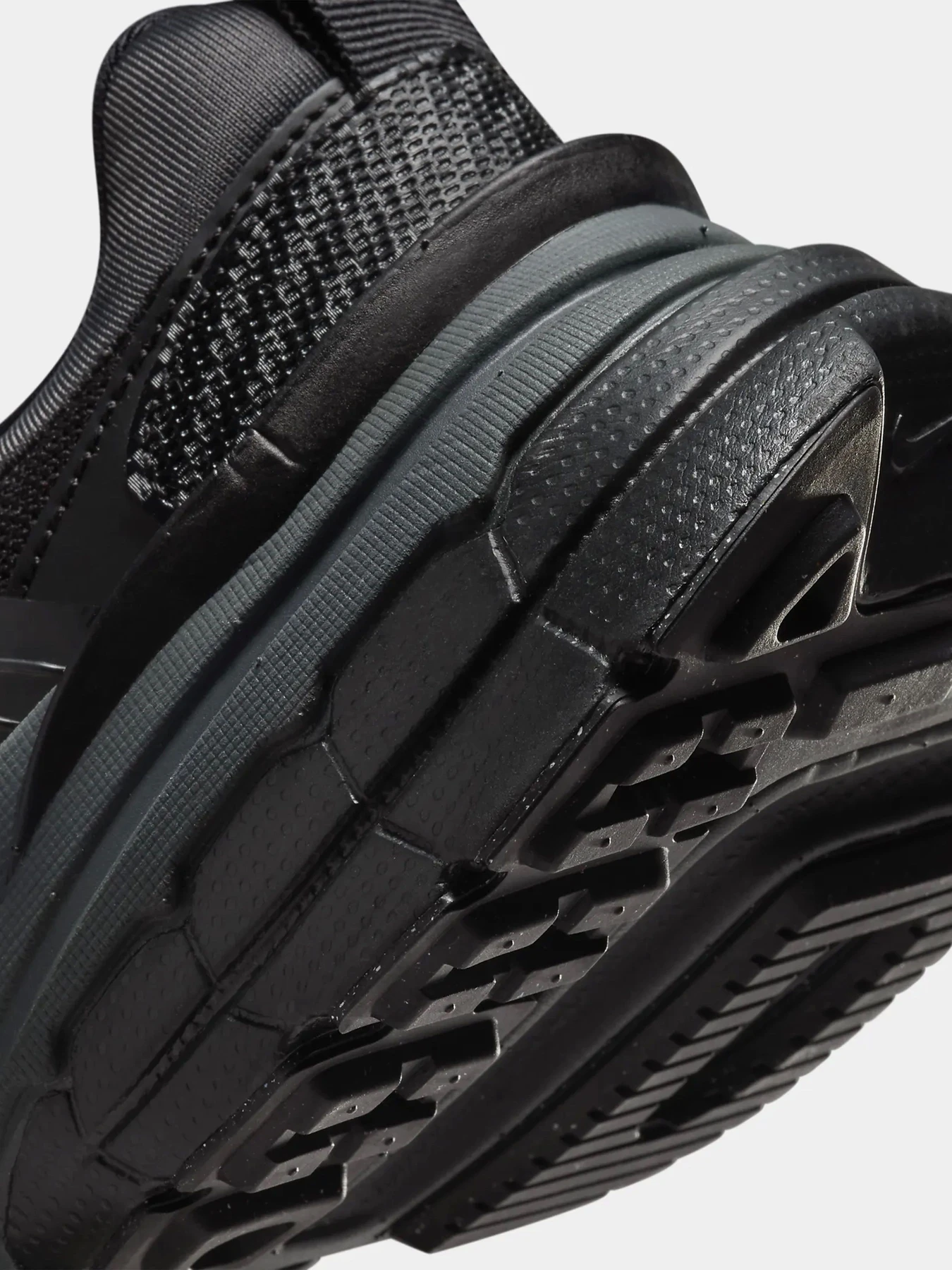 Кроссовки NIKE V2K RUN модель FD0736-001 Кроссовки NIKE V2K RUN модель FD0736-001 Фото