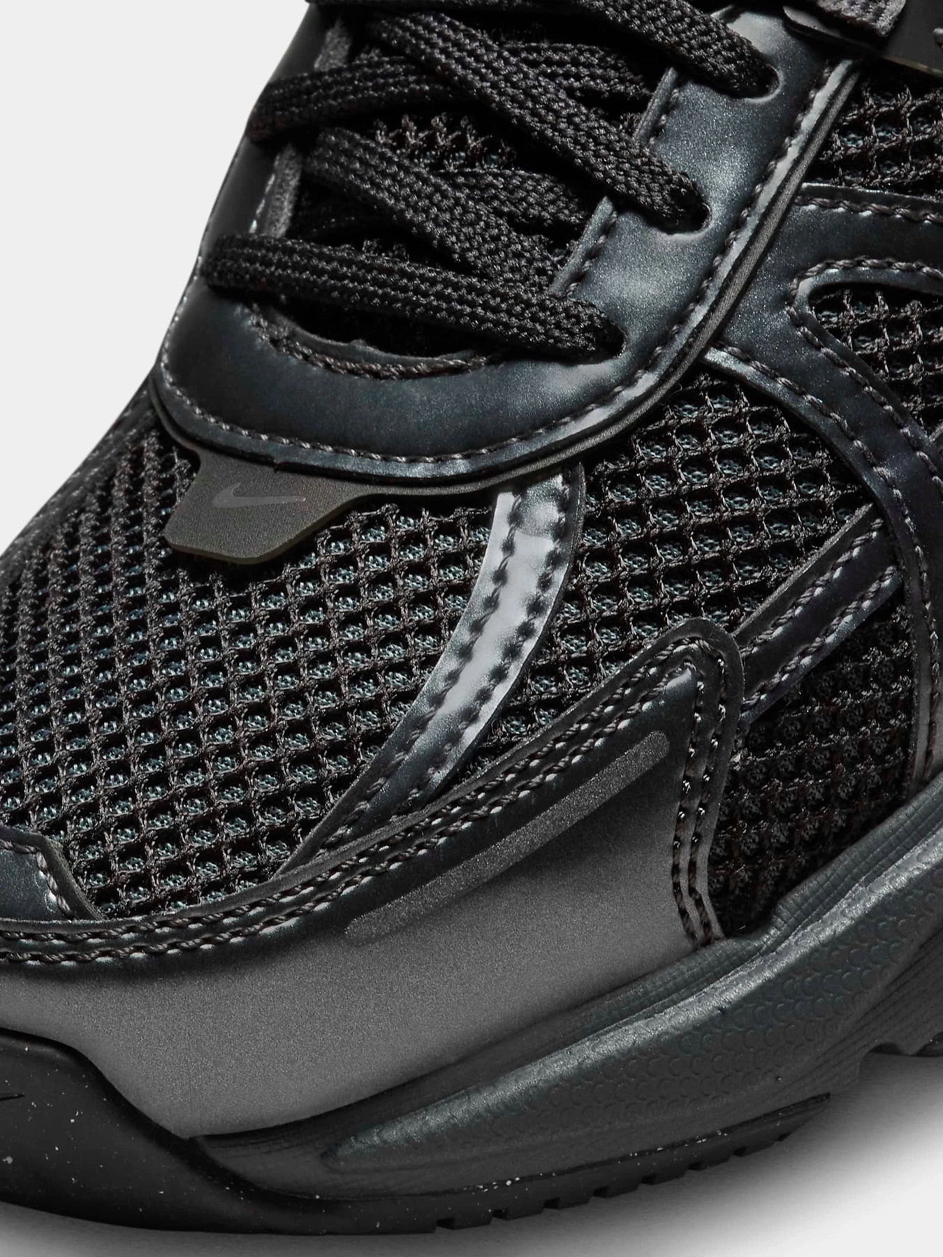 Кроссовки NIKE V2K RUN модель FD0736-001 Кроссовки NIKE V2K RUN модель FD0736-001 Фото