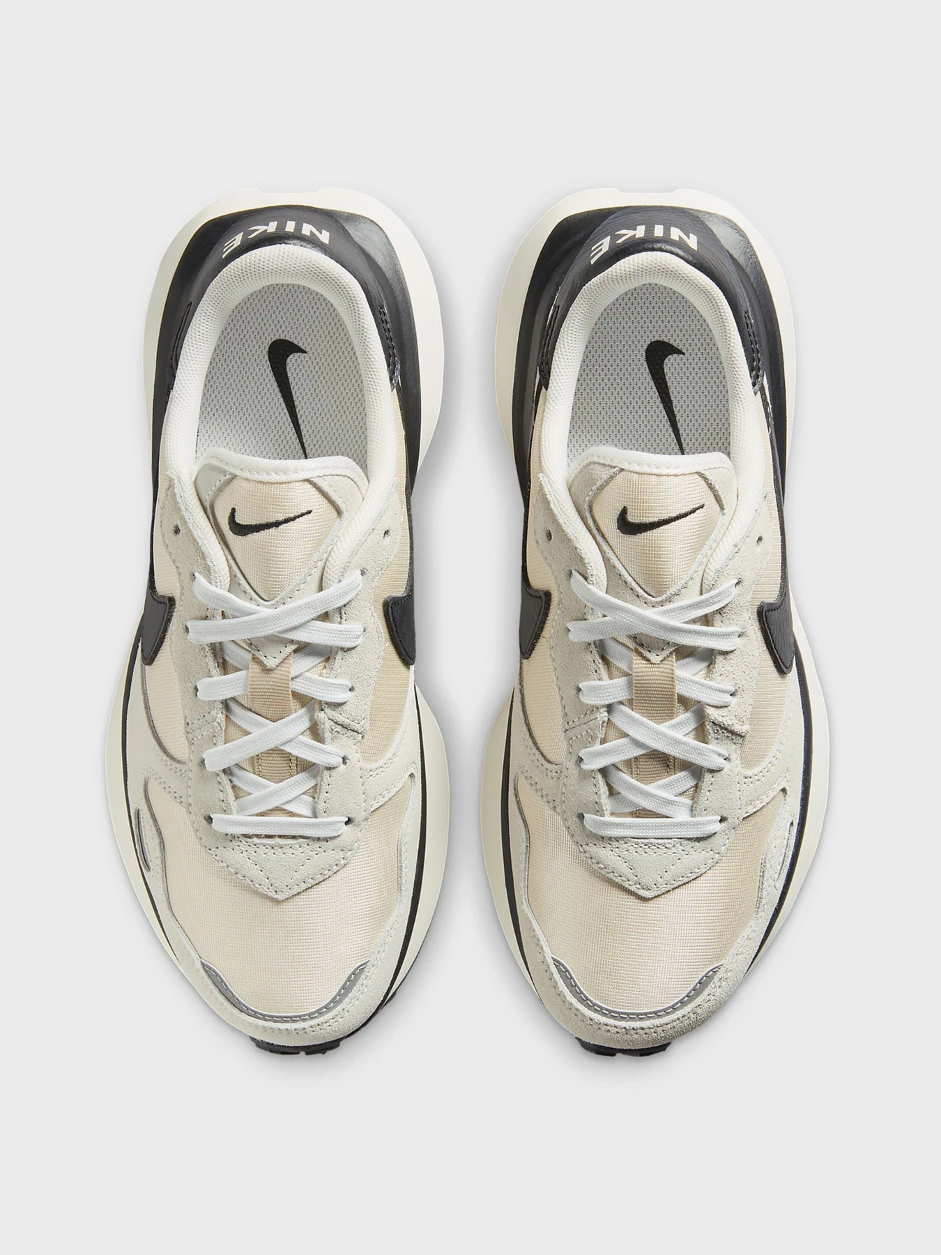 Кросівки NIKE PHOENIX WAFFLE модель FD2196-100 Кросівки NIKE PHOENIX WAFFLE модель FD2196-100 Фото