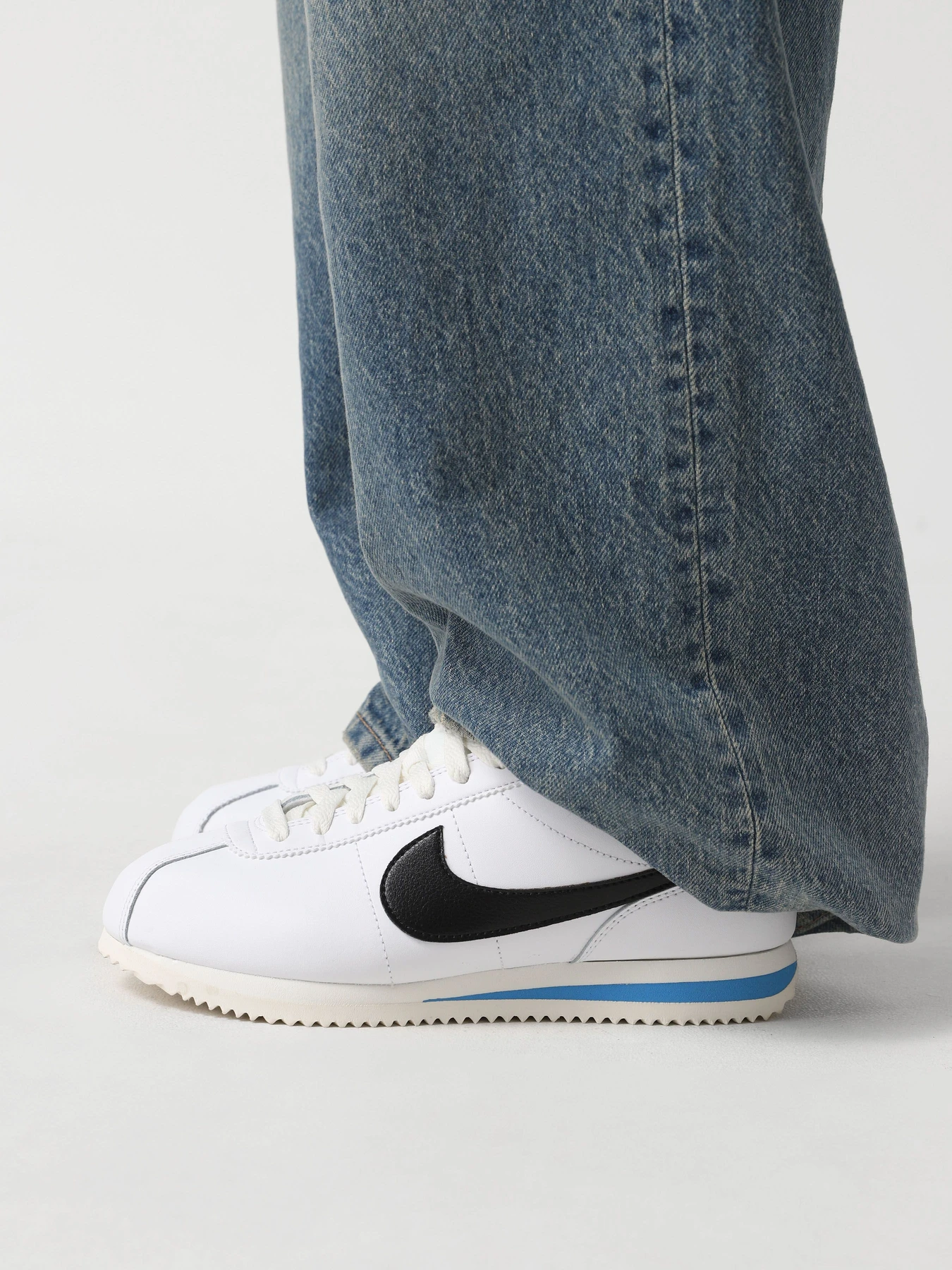 Кроссовки NIKE CORTEZ модель DN1791-100 Кроссовки NIKE CORTEZ модель DN1791-100 Фото