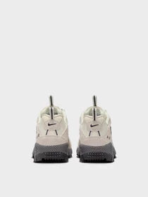 Кроссовки NIKE AIR HUMARA модель FB9982-100 Фото