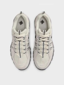 Кроссовки NIKE AIR HUMARA модель FB9982-100 Фото