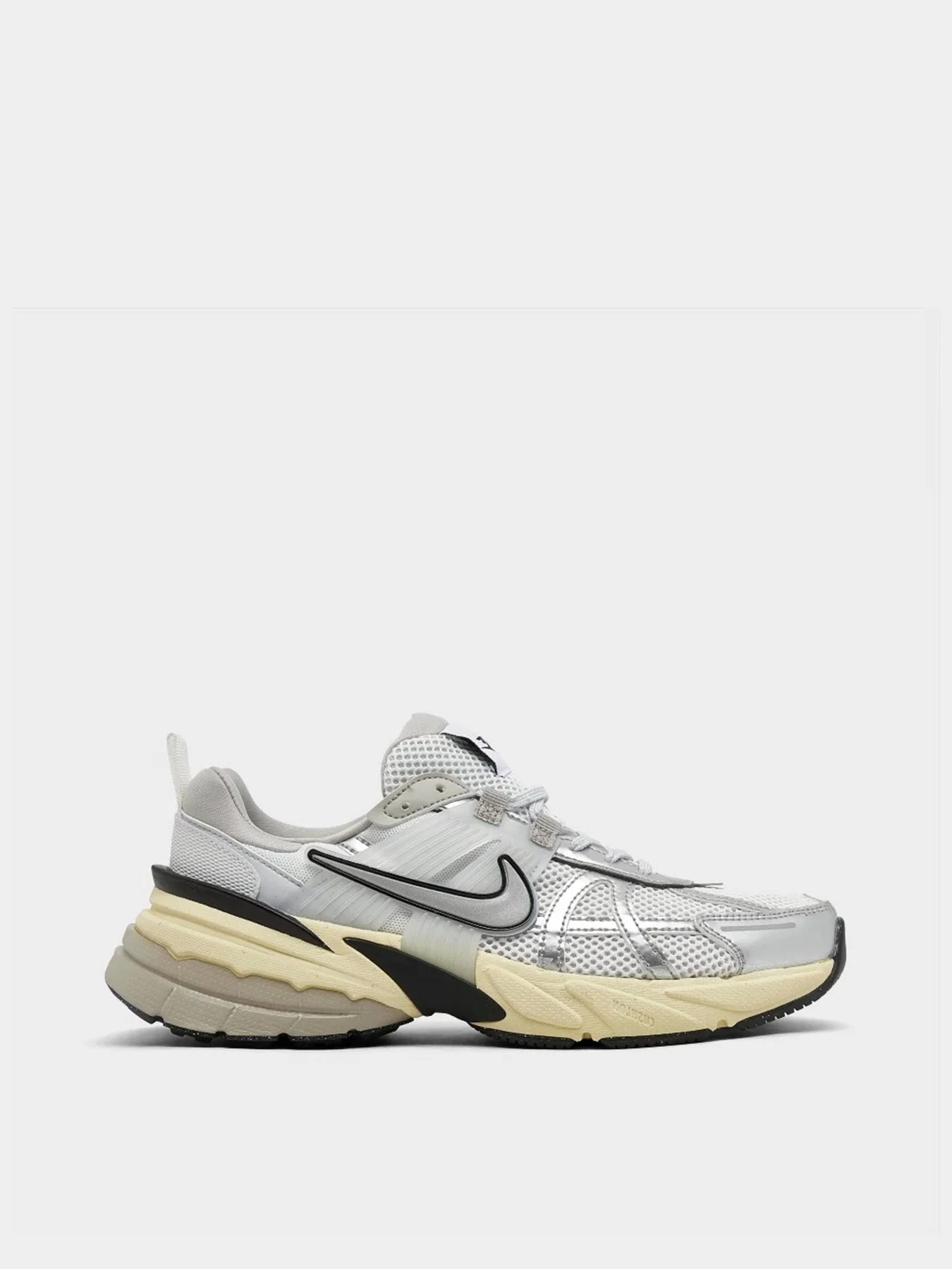 Кроссовки NIKE V2K RUN модель FD0736-100 Кроссовки NIKE V2K RUN модель FD0736-100 Фото