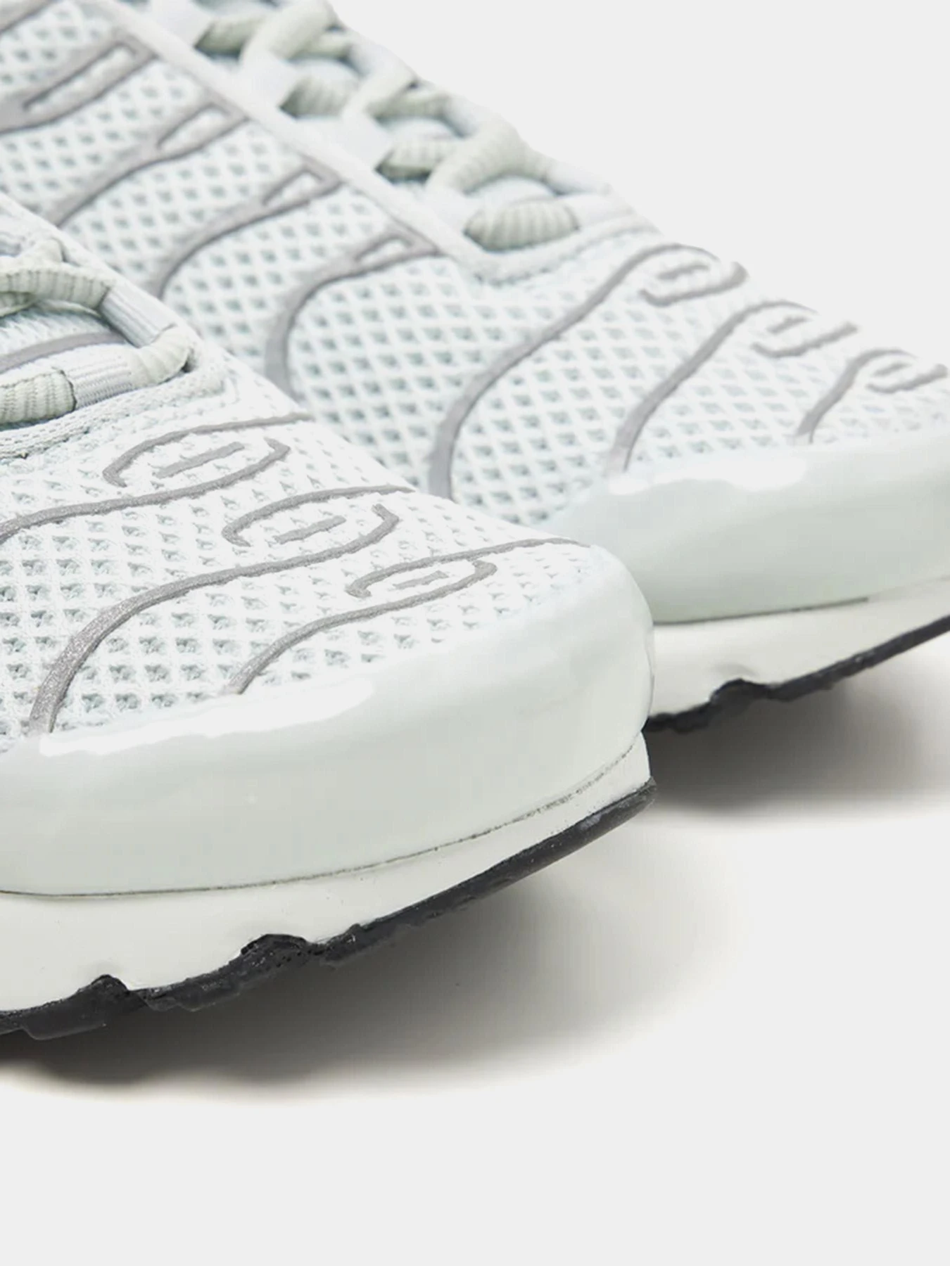 Кроссовки NIKE AIR MAX PLUS модель FV8480-002 Кроссовки NIKE AIR MAX PLUS модель FV8480-002 Фото