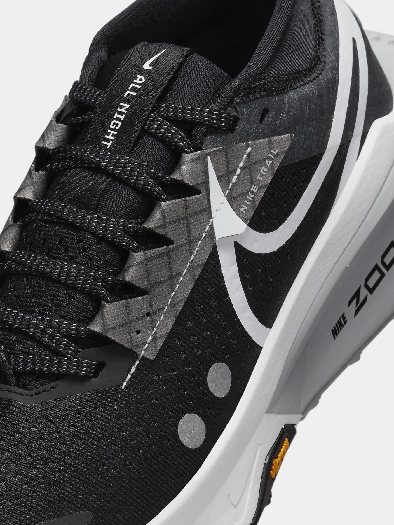 Кроссовки NIKE ZEGAMA 2 модель FD5191-001 Кроссовки NIKE ZEGAMA 2 модель FD5191-001 Фото