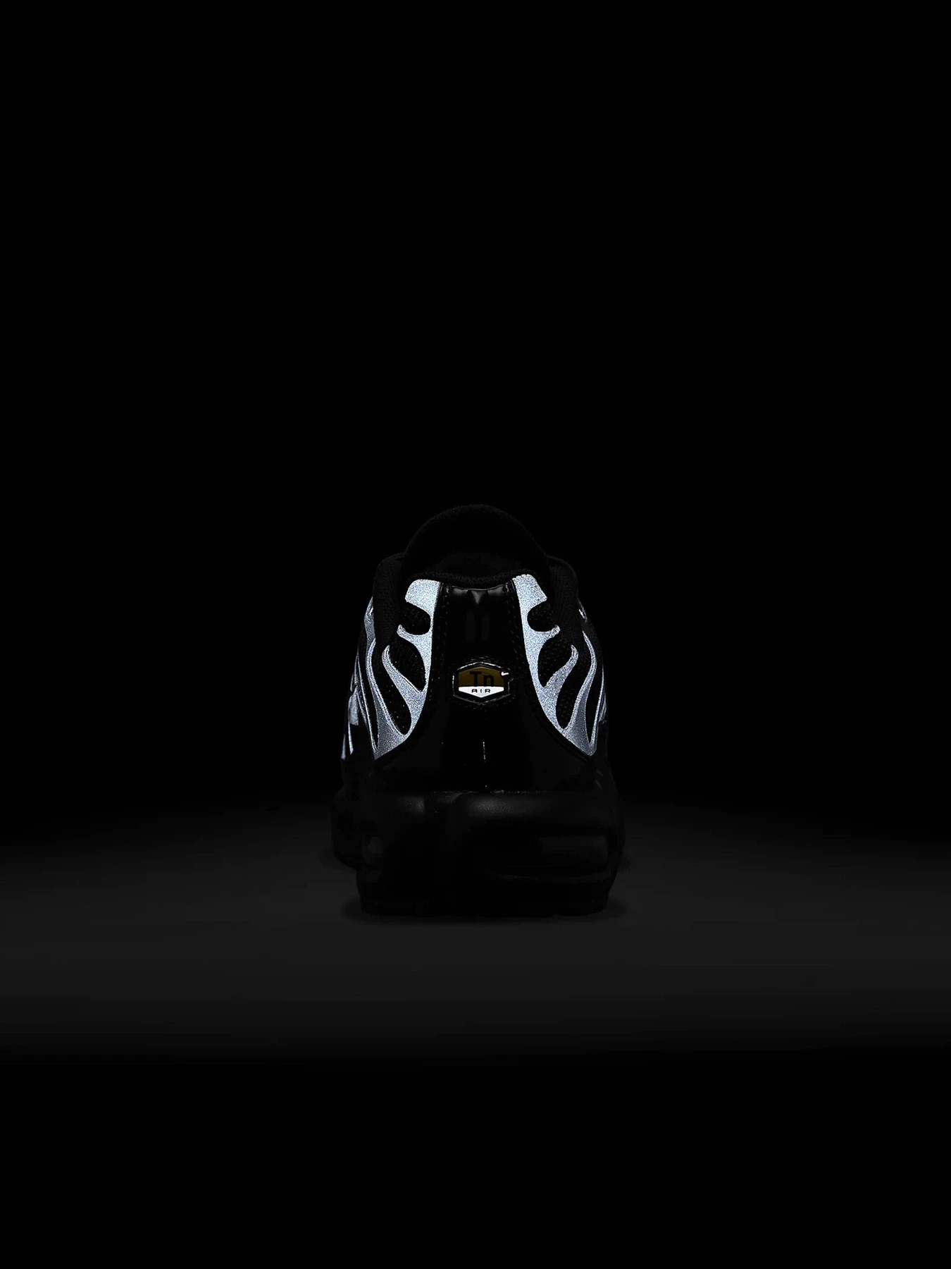 Кроссовки NIKE STORM-FIT RUNNING DIVISION модель FB8479-001 Кроссовки NIKE STORM-FIT RUNNING DIVISION модель FB8479-001 Фото