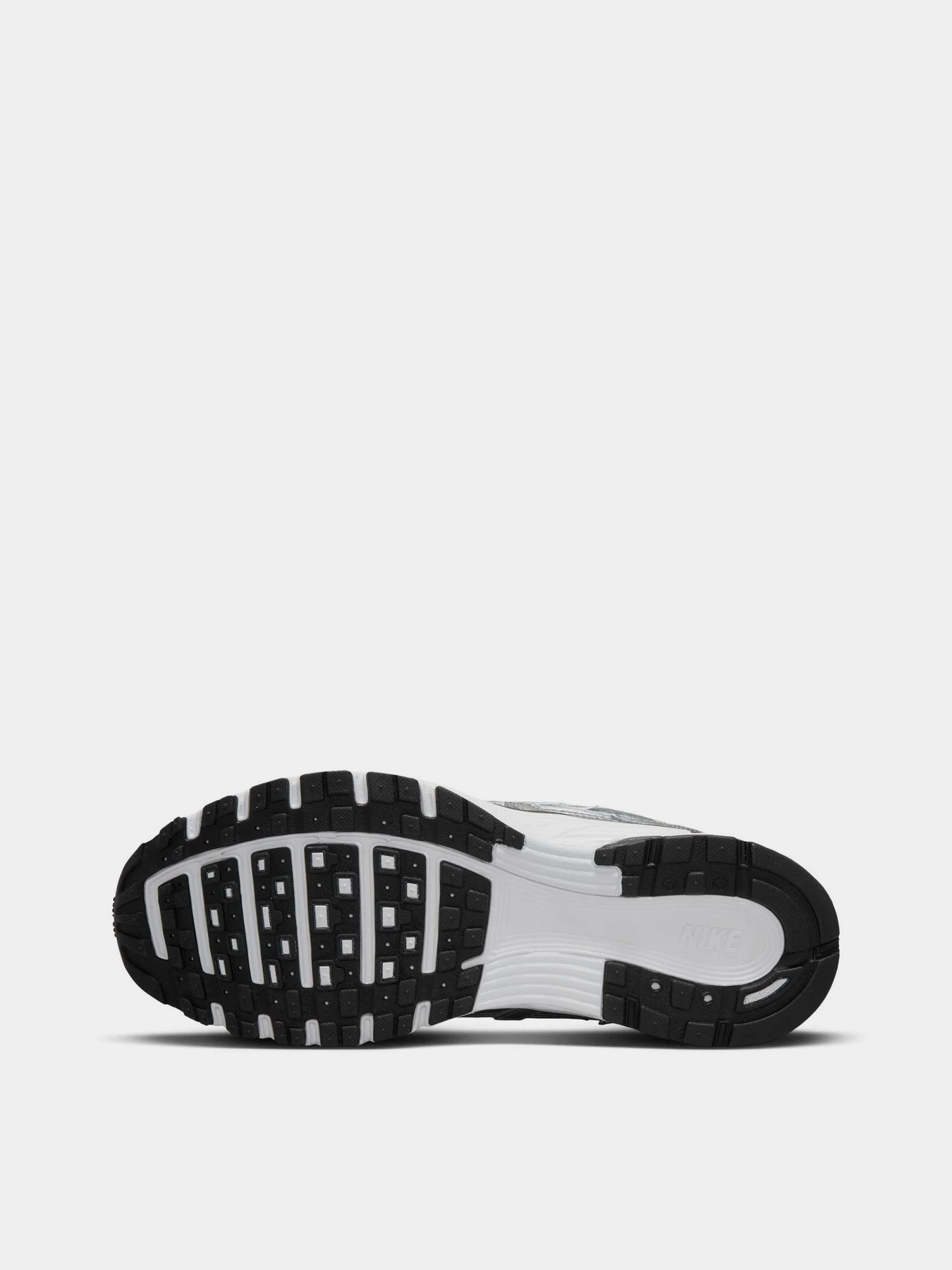 Кроссовки NIKE P-6000 модель FD9876-101 Кроссовки NIKE P-6000 модель FD9876-101 Фото