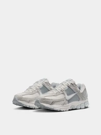 Кросівки NIKE ZOOM VOMERO 5 модель HQ0458-001 Фото