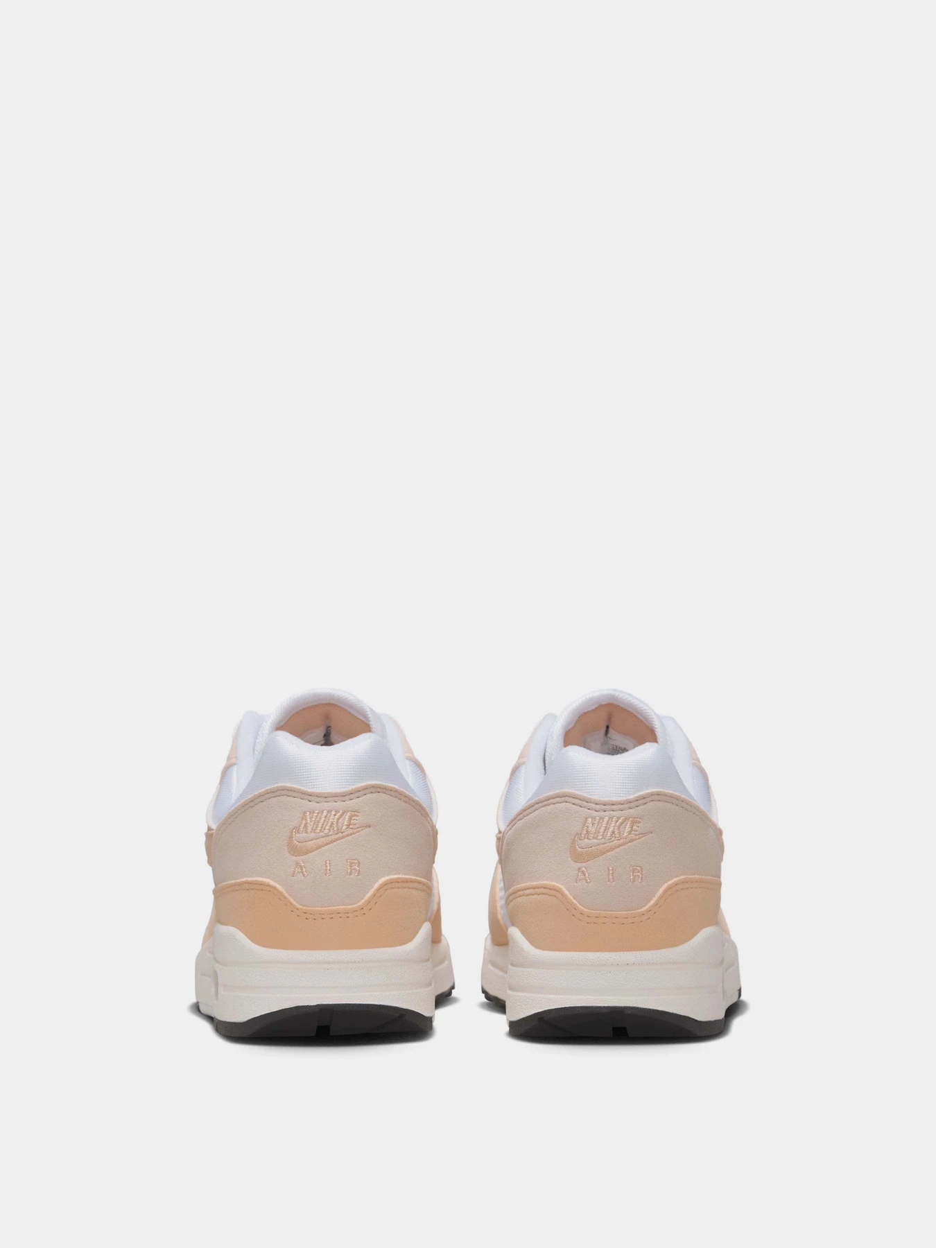 Кроссовки NIKE AIR MAX 1 модель HF1194-100 Кроссовки NIKE AIR MAX 1 модель HF1194-100 Фото