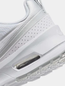 Кроссовки NIKE AIR MAX NUAXIS модель HF1233-101 Фото