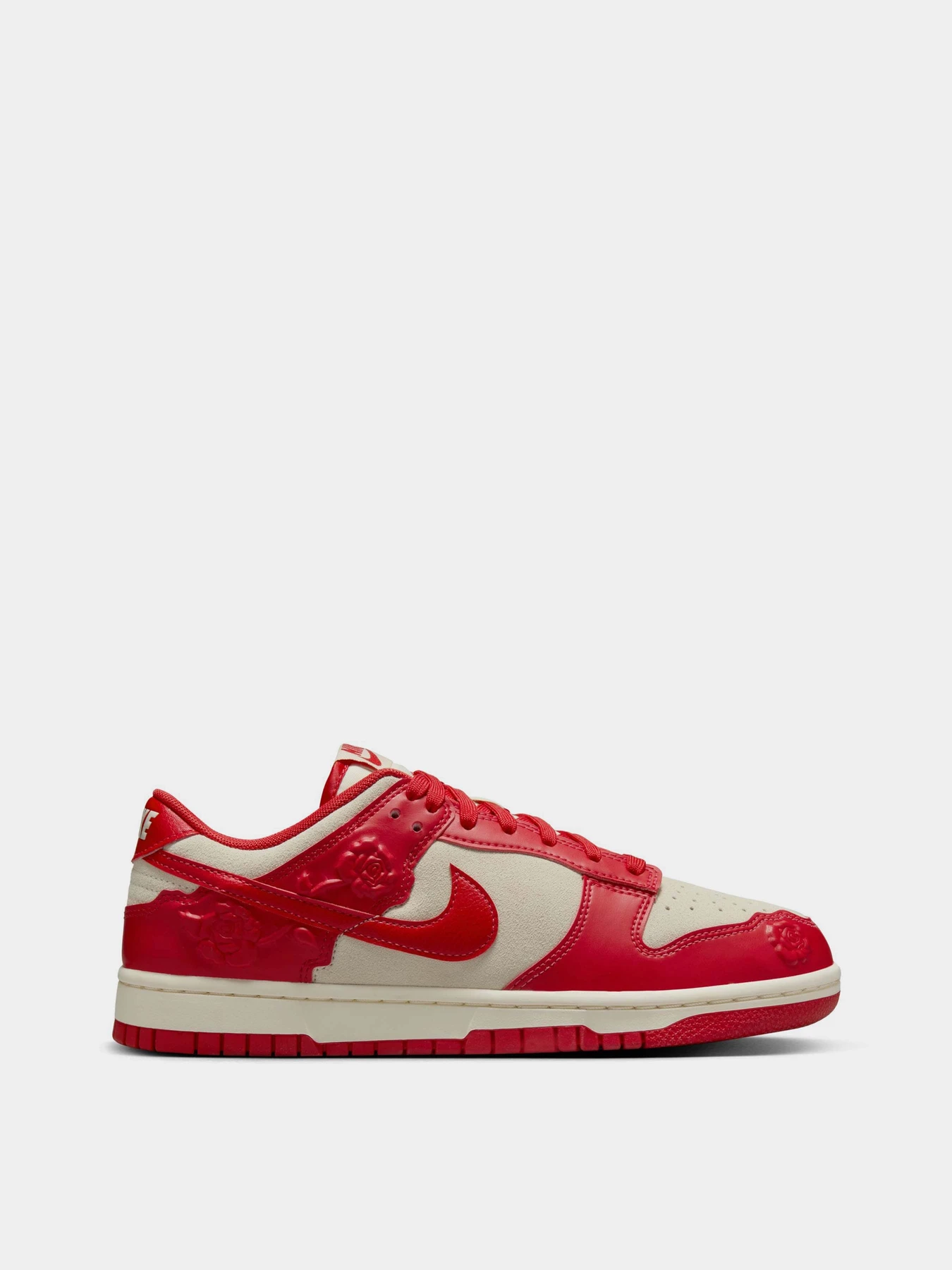 Кеды NIKE DUNK LOW модель HF1986-100 Кеды NIKE DUNK LOW модель HF1986-100 Фото