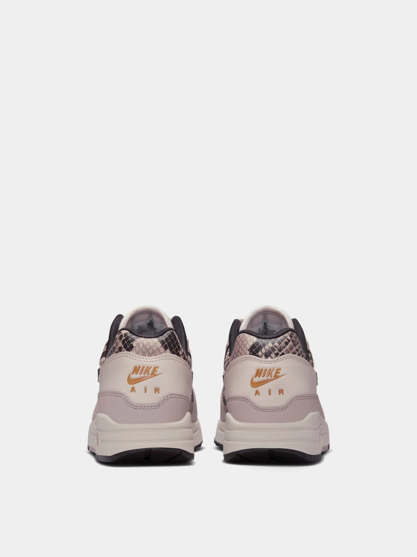 Кроссовки NIKE AIR MAX 1 SNAKESKIN модель HF5338-100 Фото