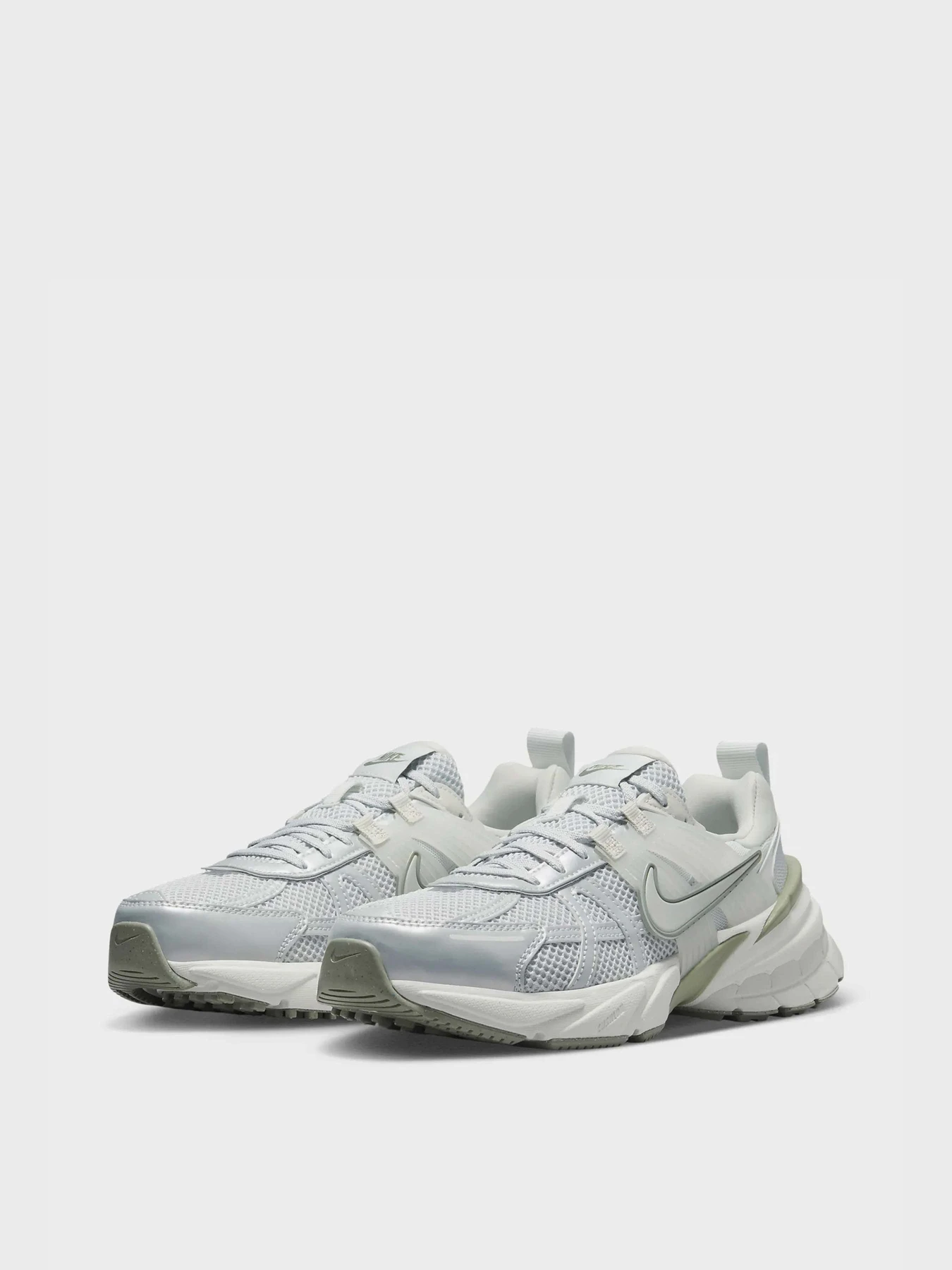 Кросівки NIKE V2K RUN модель FD0736-006 Фото