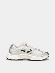 Кроссовки NIKE V5 RNR модель HQ7901-104 Фото