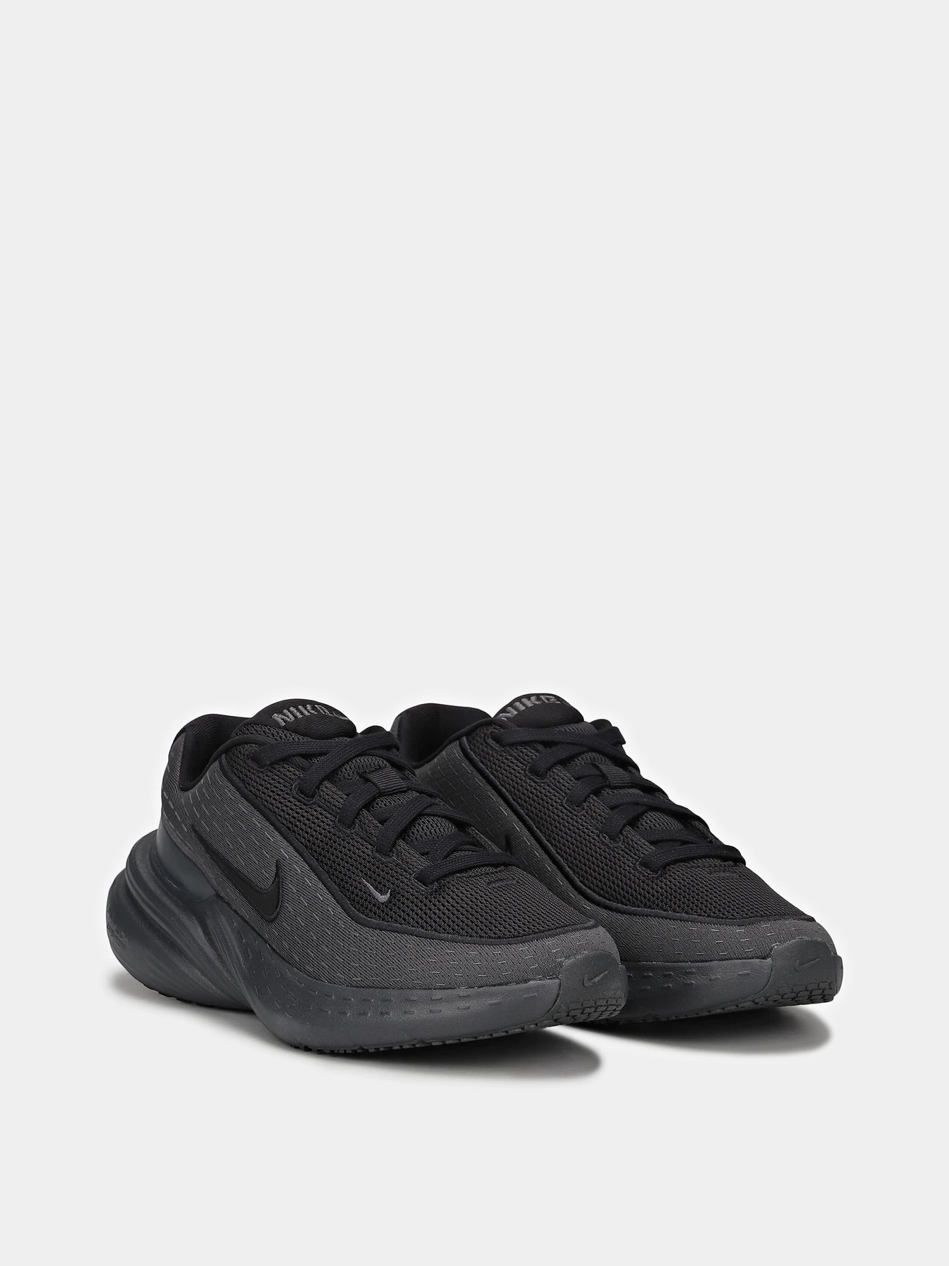 Кроссовки NIKE UPLIFT SC модель IB2766-001 Фото