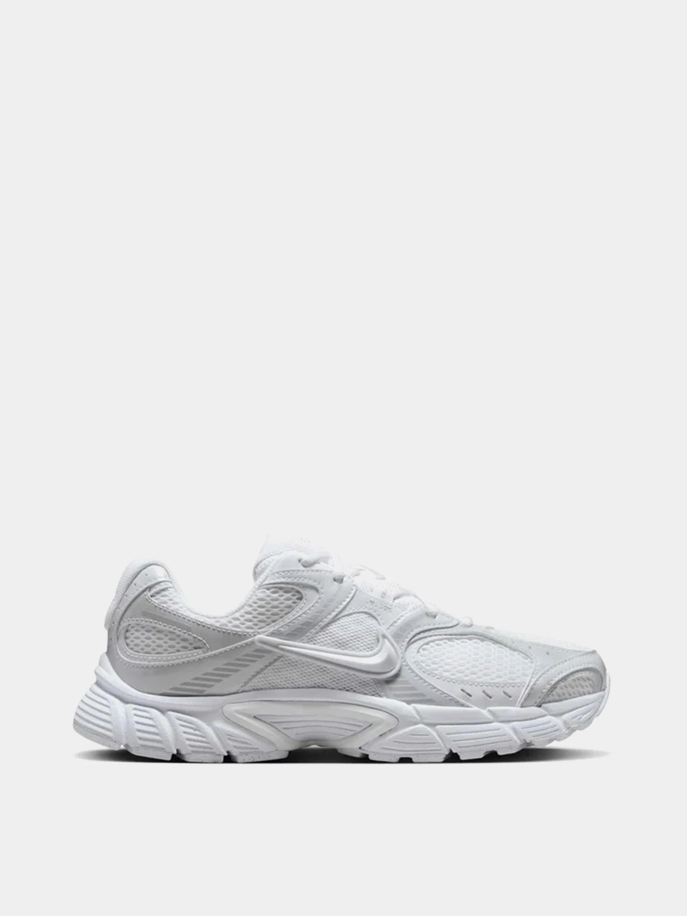 Кросівки NIKE V5 RNR модель HQ7901-101 Фото