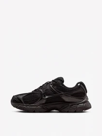 Кросівки NIKE V5 RNR модель HQ7901-001 Фото