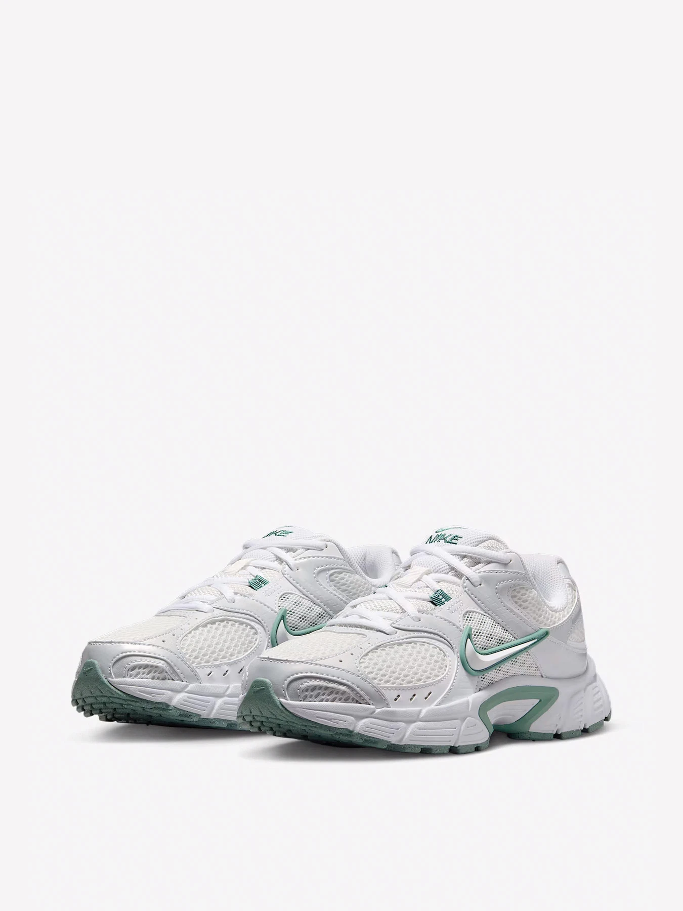Кросівки NIKE V5 RNR модель HQ7901-106 Фото