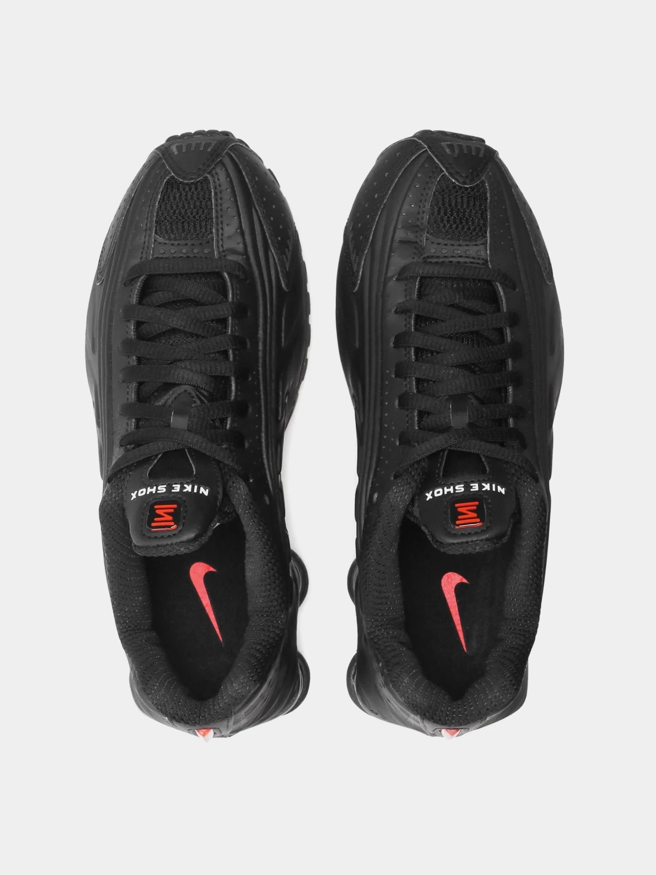 Кроссовки NIKE SHOX R4 модель AR3565-004 Кроссовки NIKE SHOX R4 модель AR3565-004 Фото