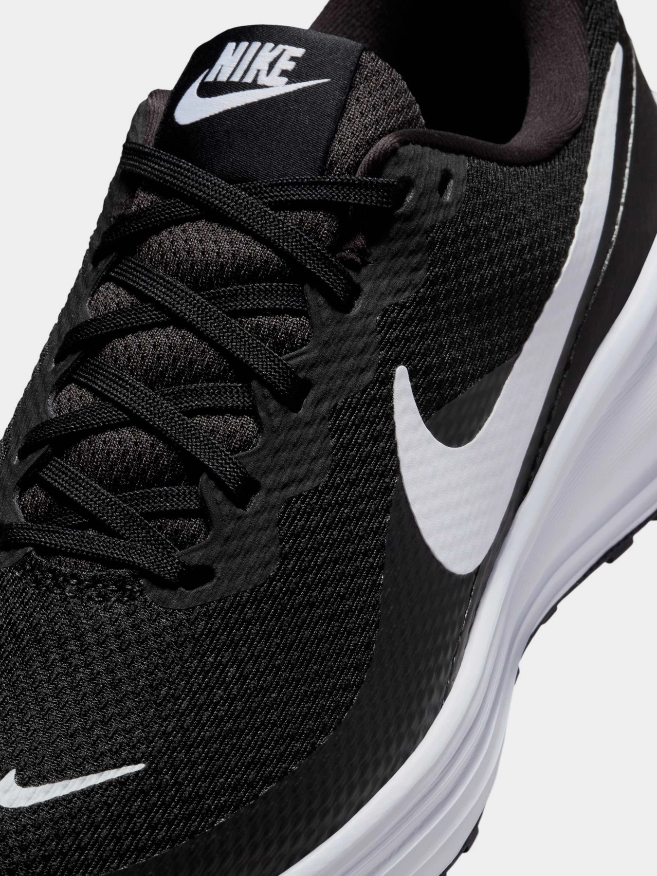 Кросівки NIKE REVOLUTION 8 модель HJ8485-001 Кросівки NIKE REVOLUTION 8 модель HJ8485-001 Фото
