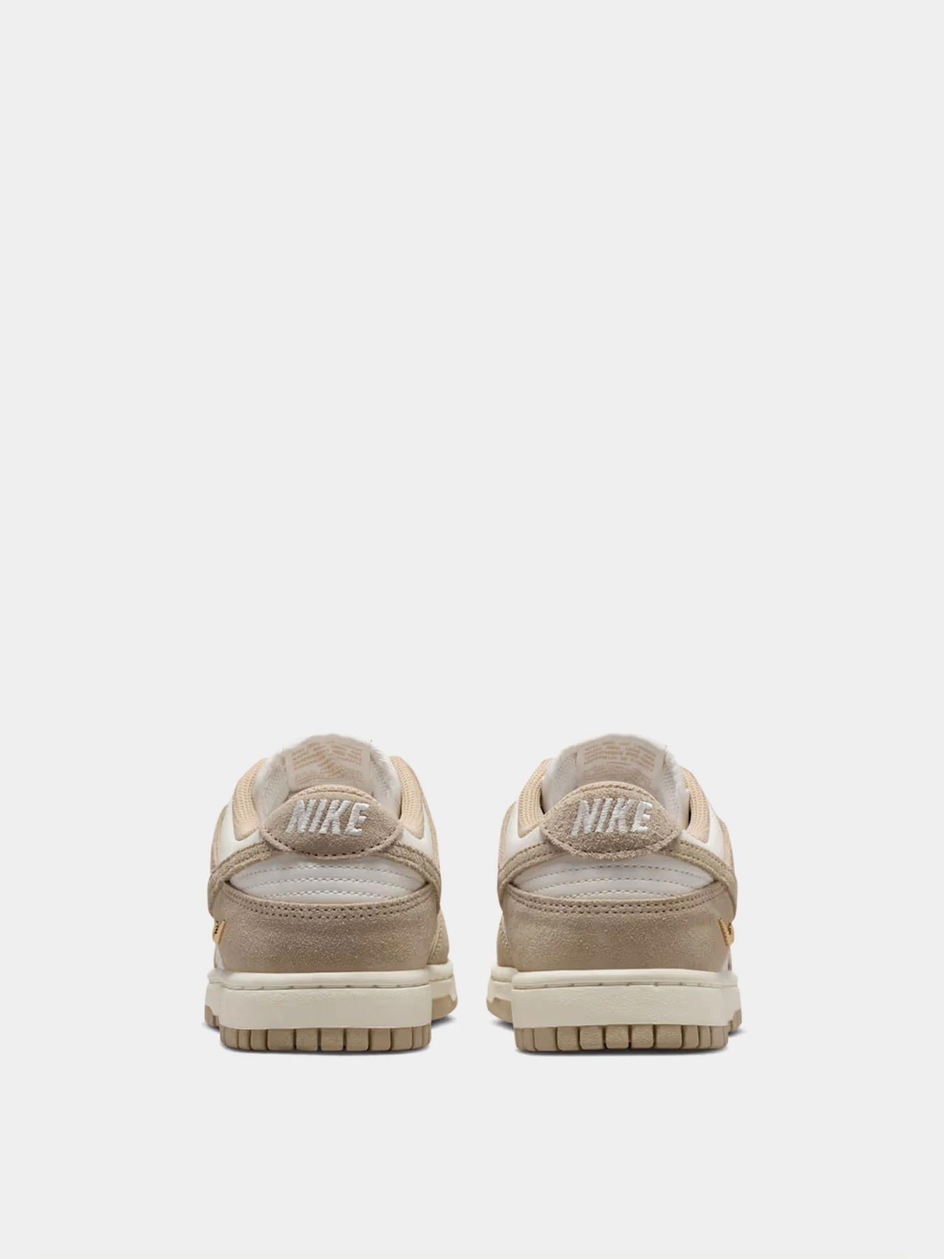 Кеды NIKE DUNK LOW модель IO4244-101 Кеды NIKE DUNK LOW модель IO4244-101 Фото