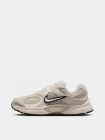 Кроссовки NIKE V5 RNR модель II6294-100 Фото