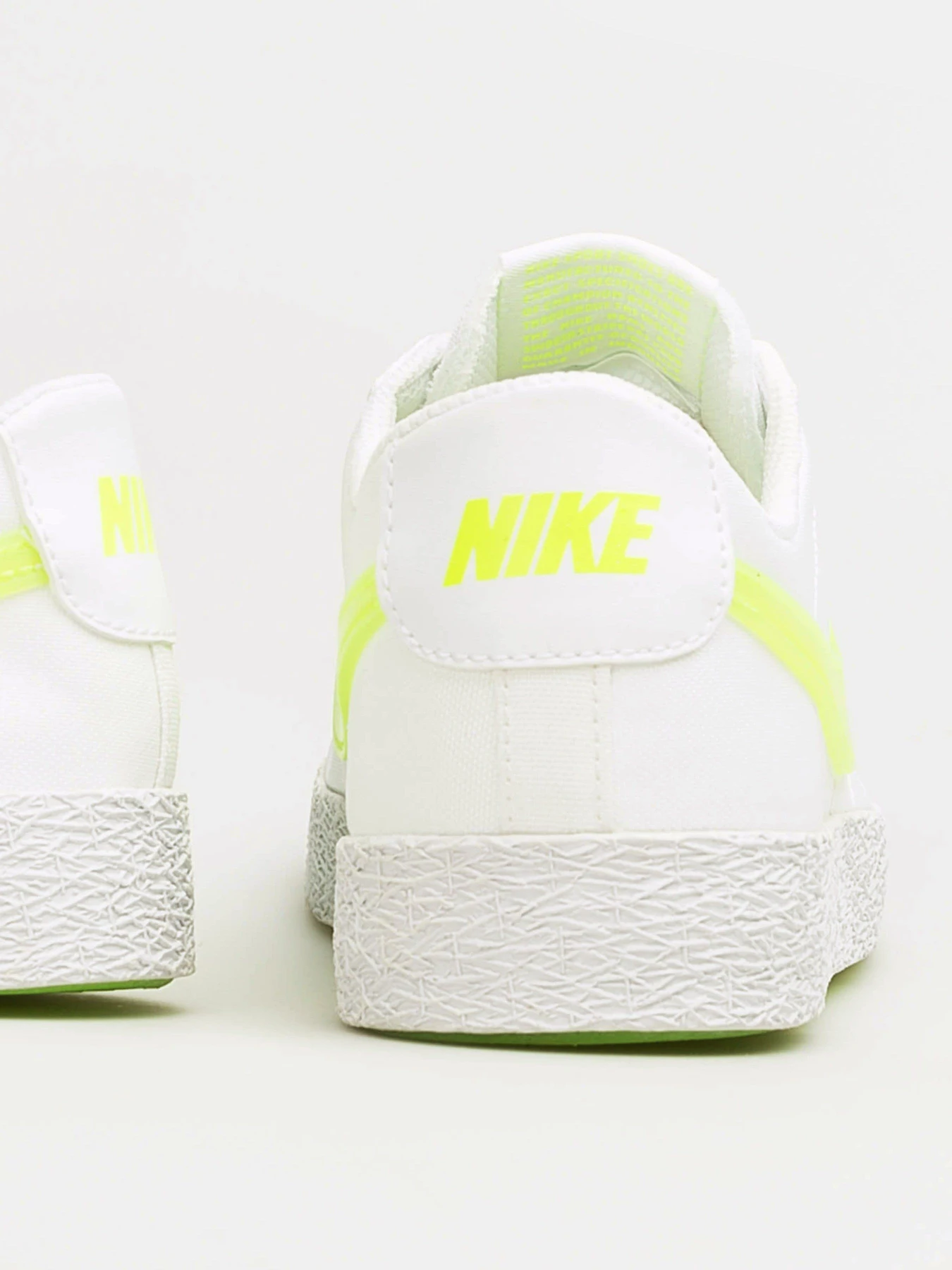 Кеди NIKE Blazer Low Pop модель AQ5604-101 Кеди NIKE Blazer Low Pop модель AQ5604-101 Фото