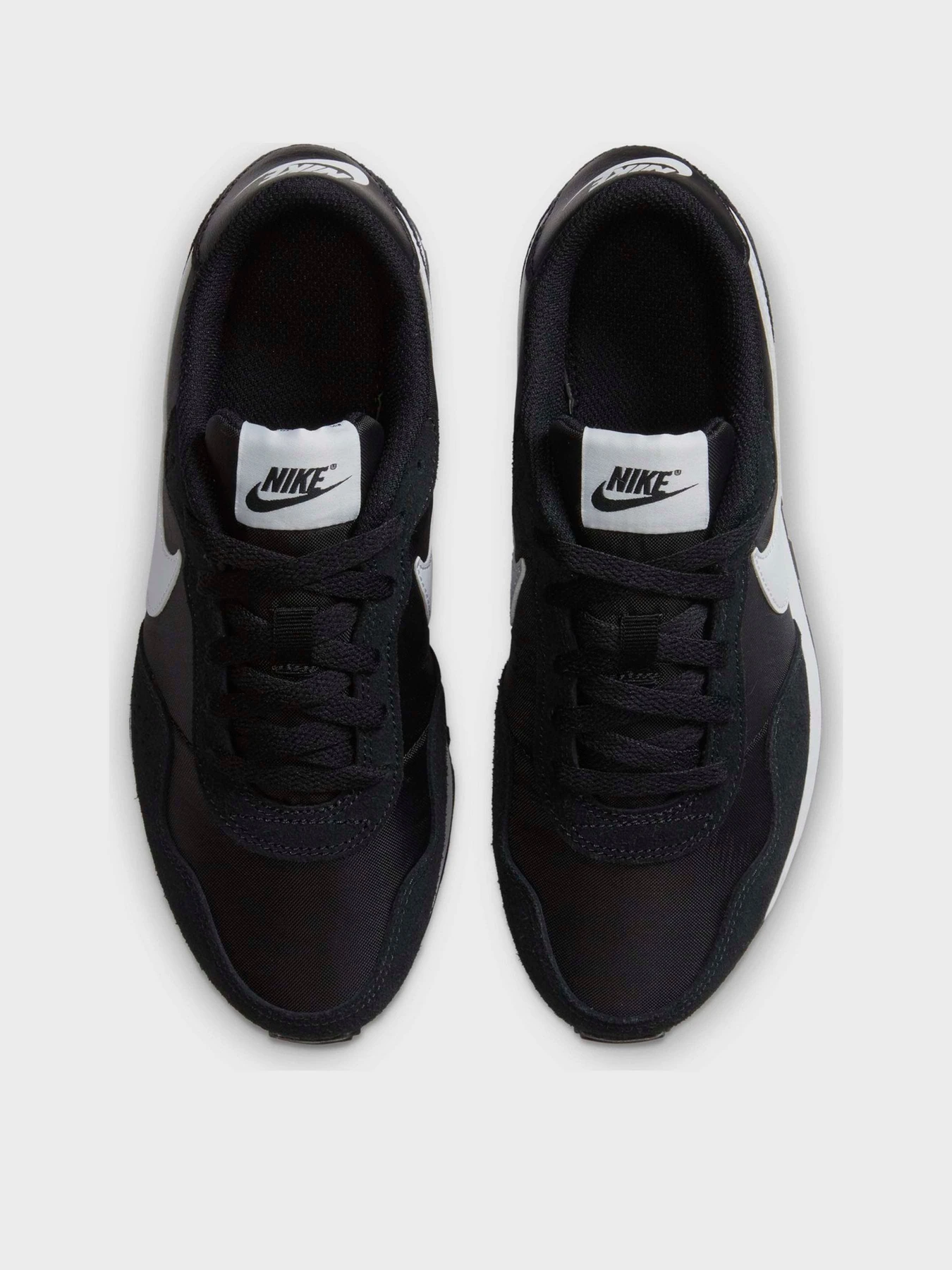 Кросівки NIKE MD VALIANT модель CN8558-002 Фото