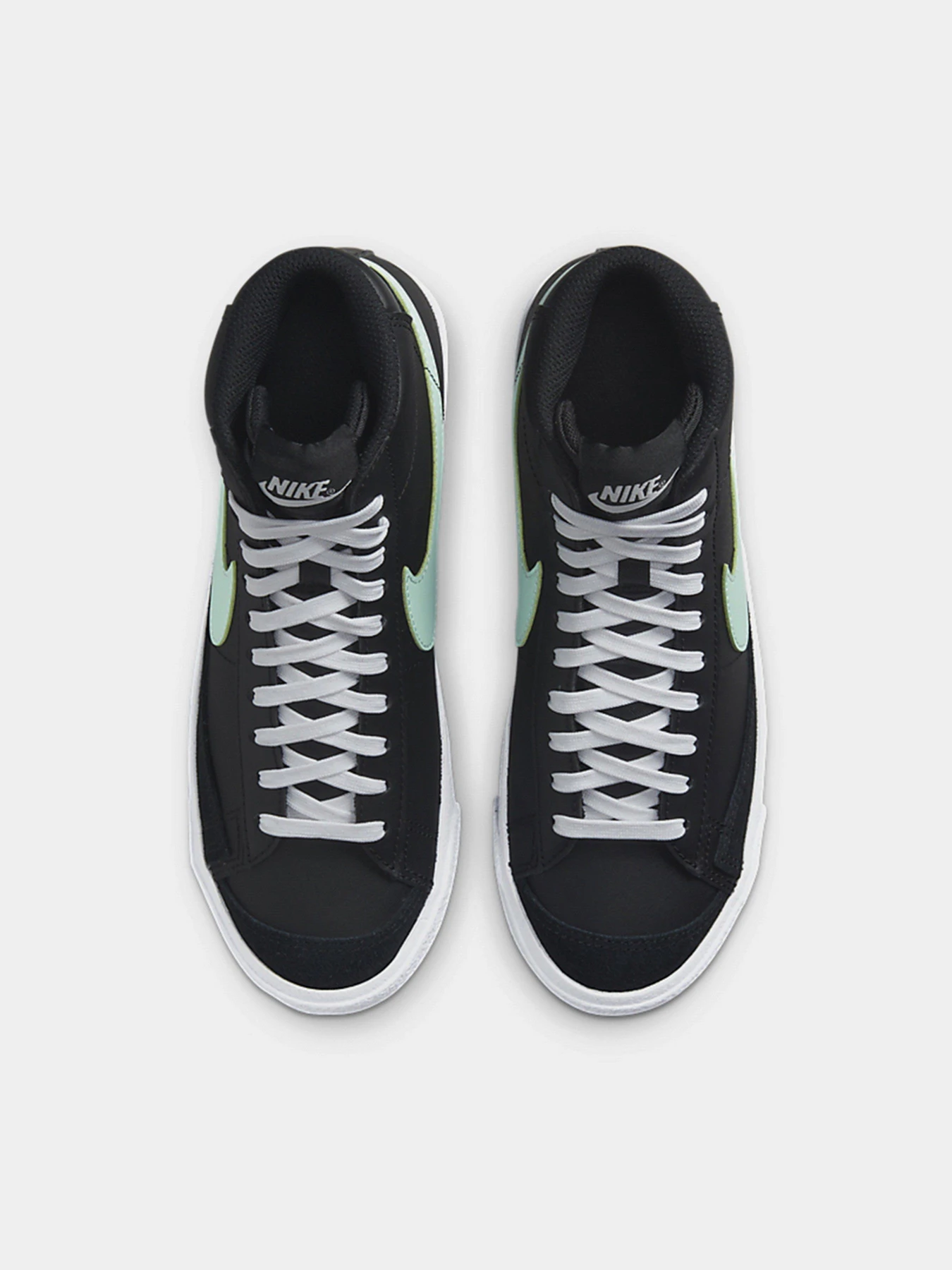 Кеды NIKE Blazer Mid '77 модель DA4086-008 Кеды NIKE Blazer Mid '77 модель DA4086-008 Фото