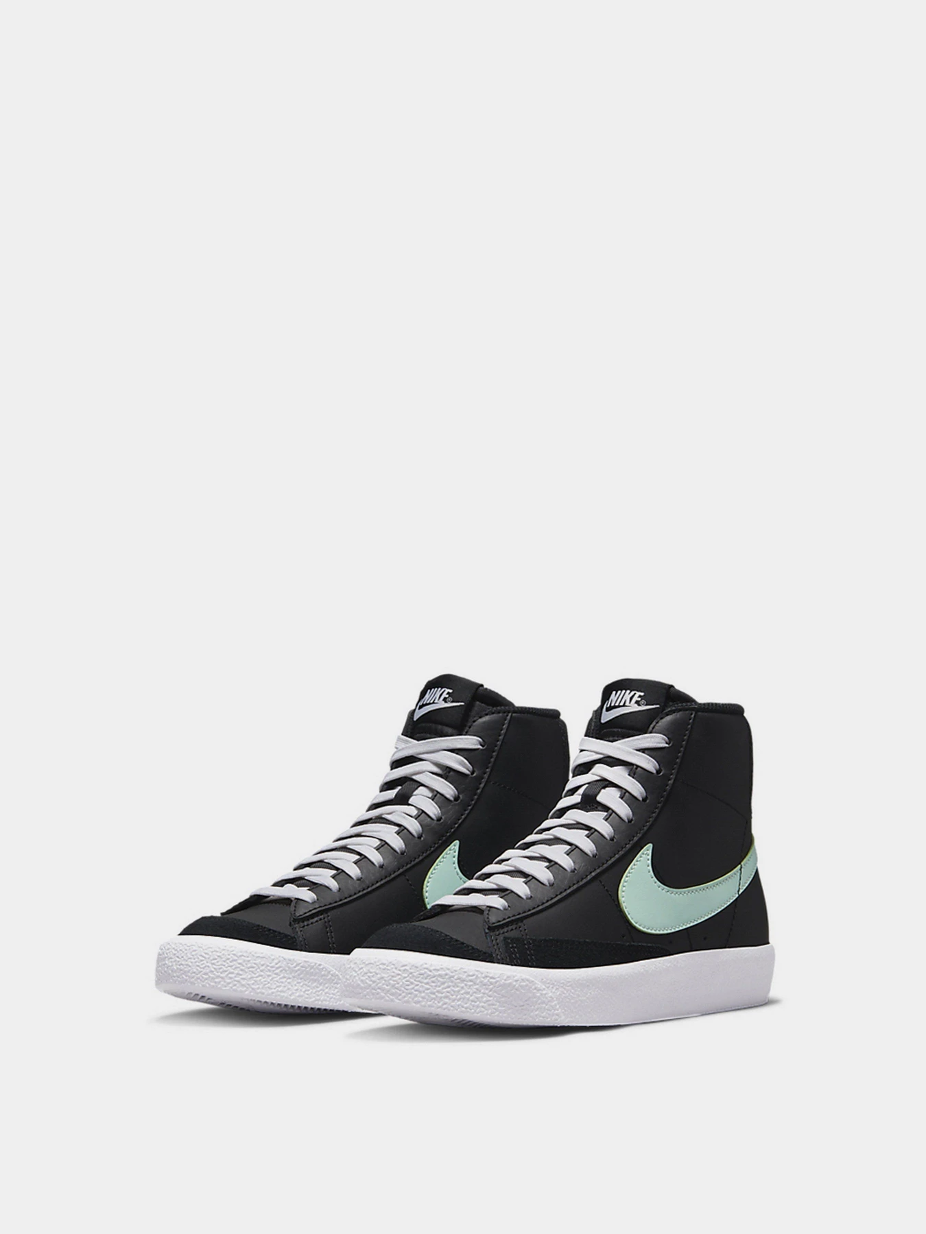 Кеды NIKE Blazer Mid '77 модель DA4086-008 Кеды NIKE Blazer Mid '77 модель DA4086-008 Фото