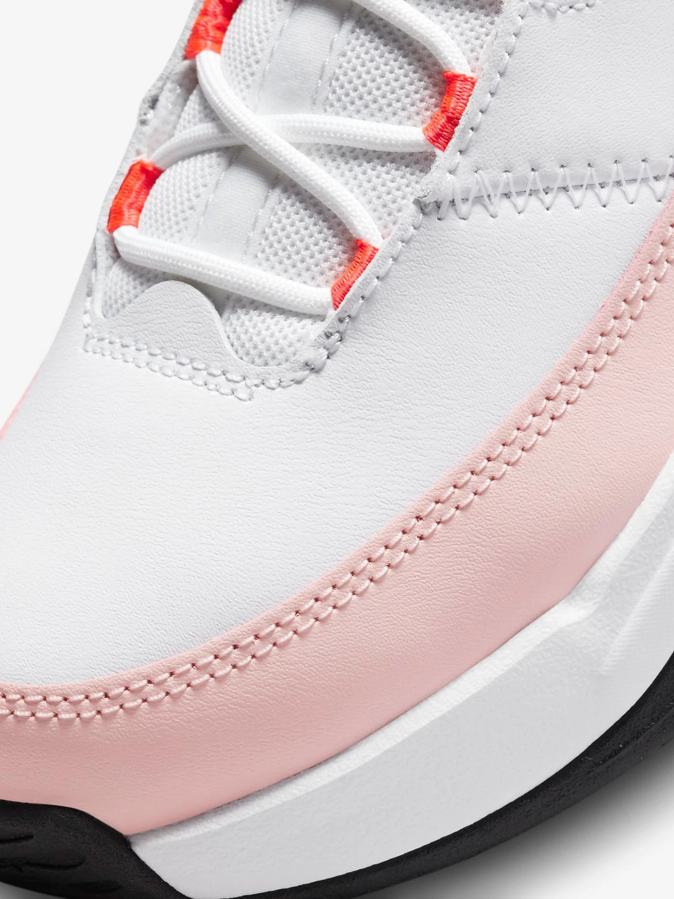 Кроссовки NIKE Jordan Max Aura 3 модель DA8021-102 Фото