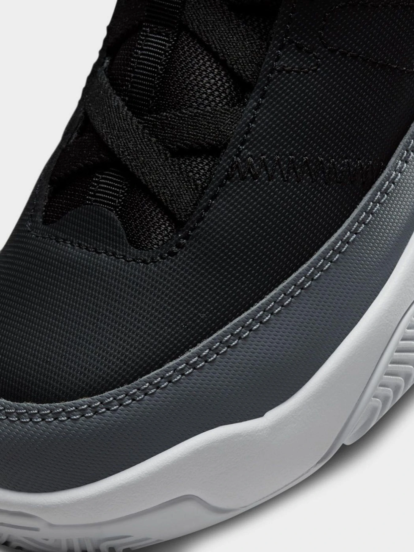 Кроссовки NIKE Jordan Max Aura 3 модель DA8022-003 Фото