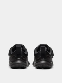 Кросівки NIKE Star Runner 3 модель DA2778-001 Фото
