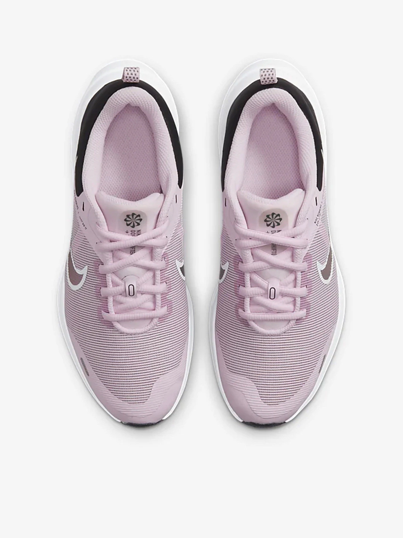 Кроссовки NIKE Downshifter 12 модель DM4194-600 Кроссовки NIKE Downshifter 12 модель DM4194-600 Фото