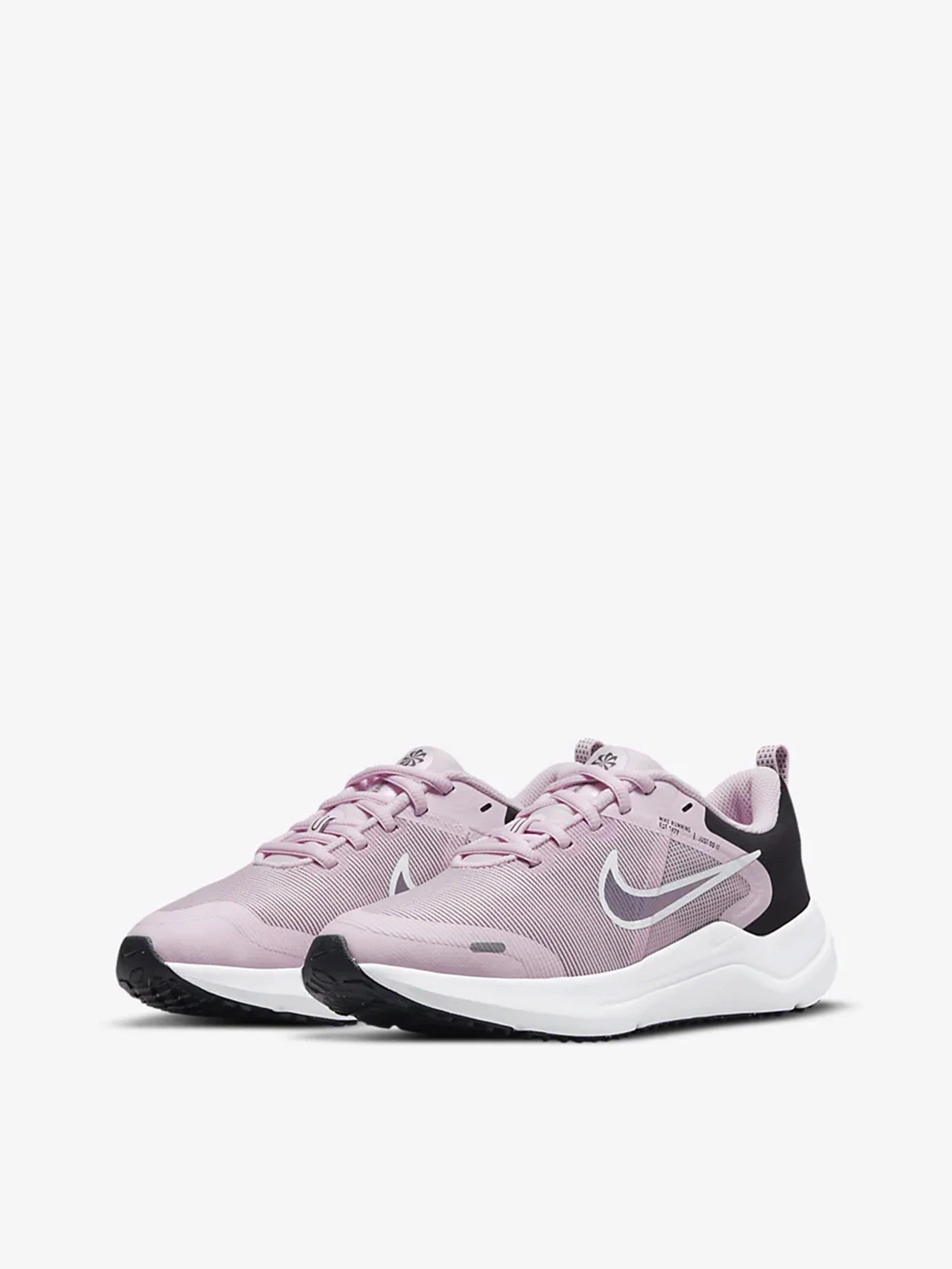 Кроссовки NIKE Downshifter 12 модель DM4194-600 Кроссовки NIKE Downshifter 12 модель DM4194-600 Фото
