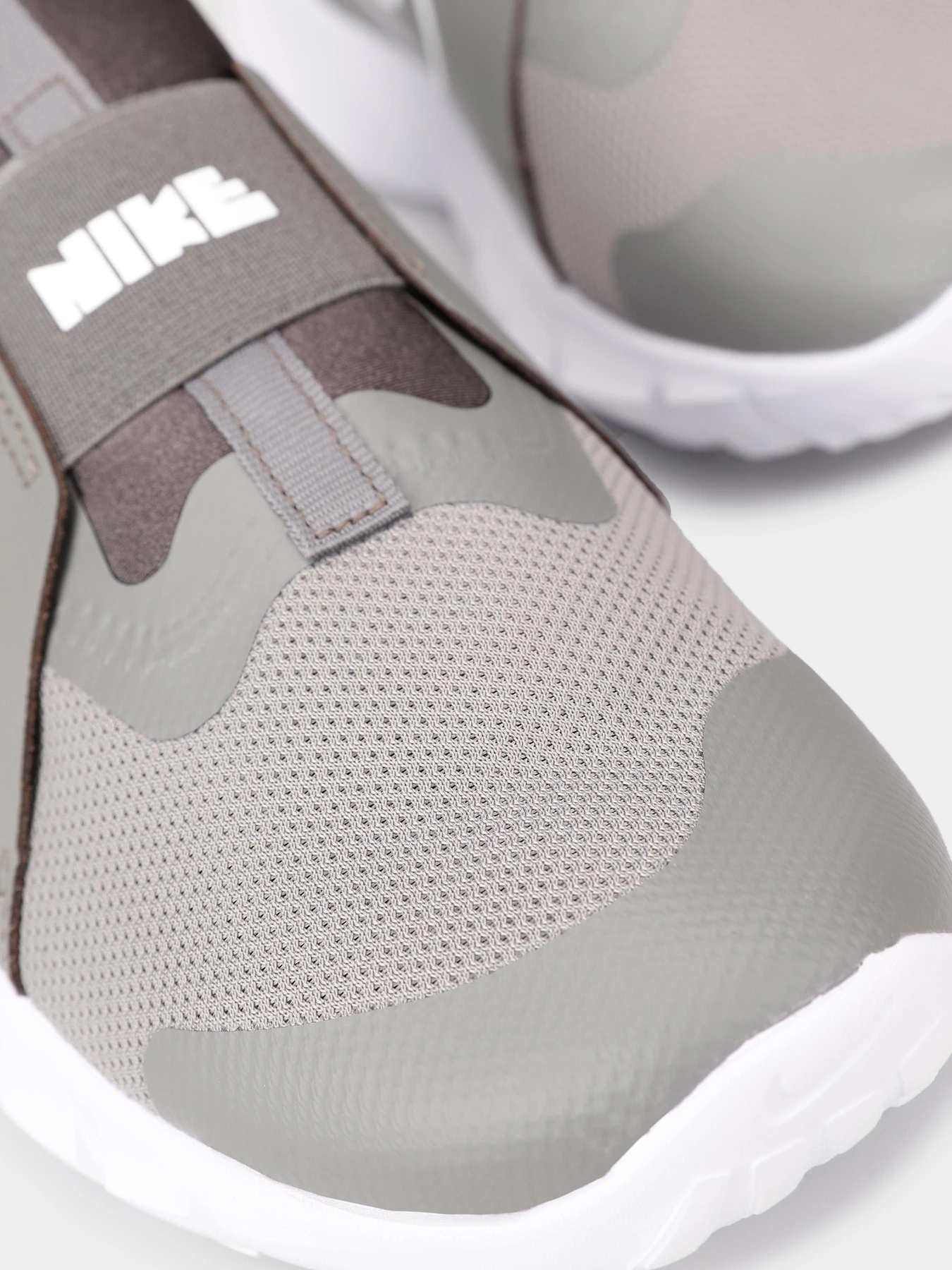 Кросівки NIKE FLEX RUNNER 2 модель DJ6038-003 Фото