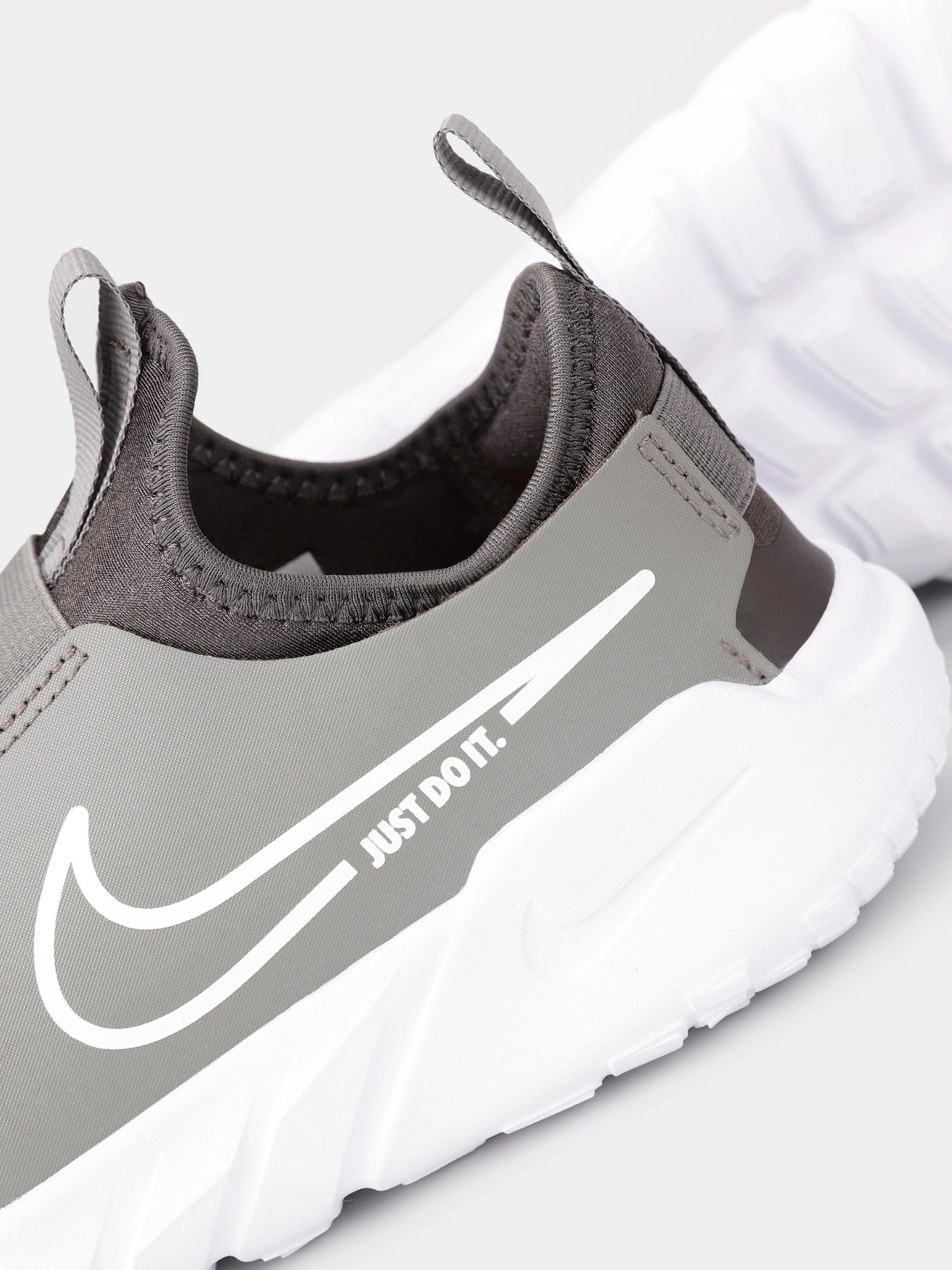 Кросівки NIKE FLEX RUNNER 2 модель DJ6038-003 Фото