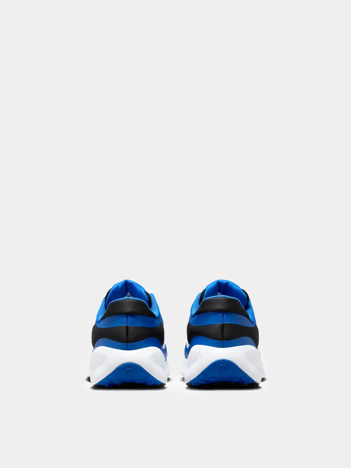 Кросівки NIKE REVOLUTION 7 модель FB7689-401 Фото