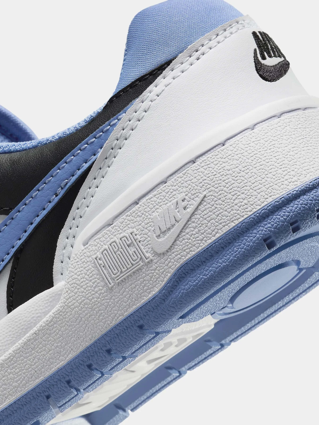 Кеди NIKE FULL FORCE LOW модель FV5929-102 Кеди NIKE FULL FORCE LOW модель FV5929-102 Фото
